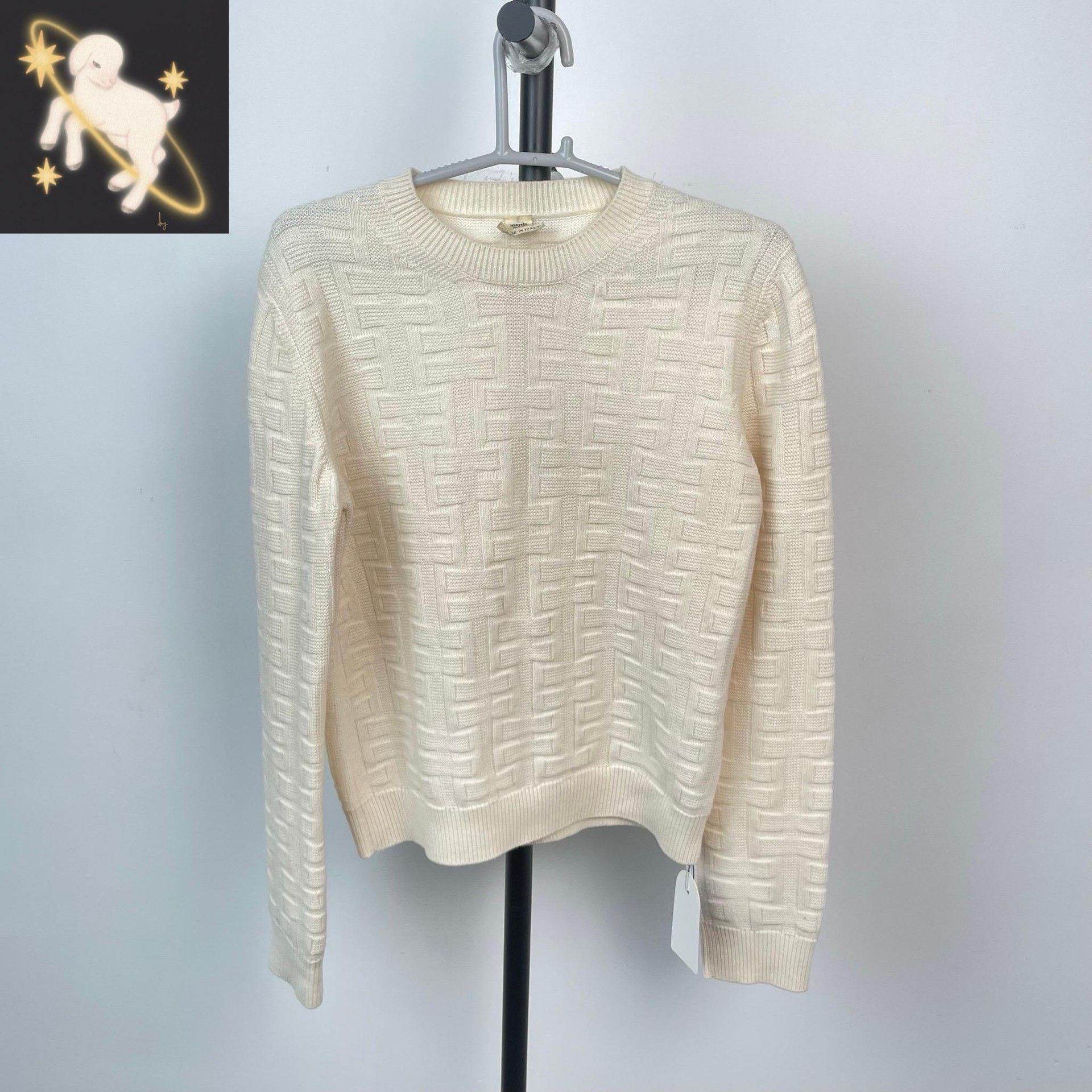 Hermes Hermes White Sweater 38 Women Size S / US 4 / IT 40 - 1 Thumbnail