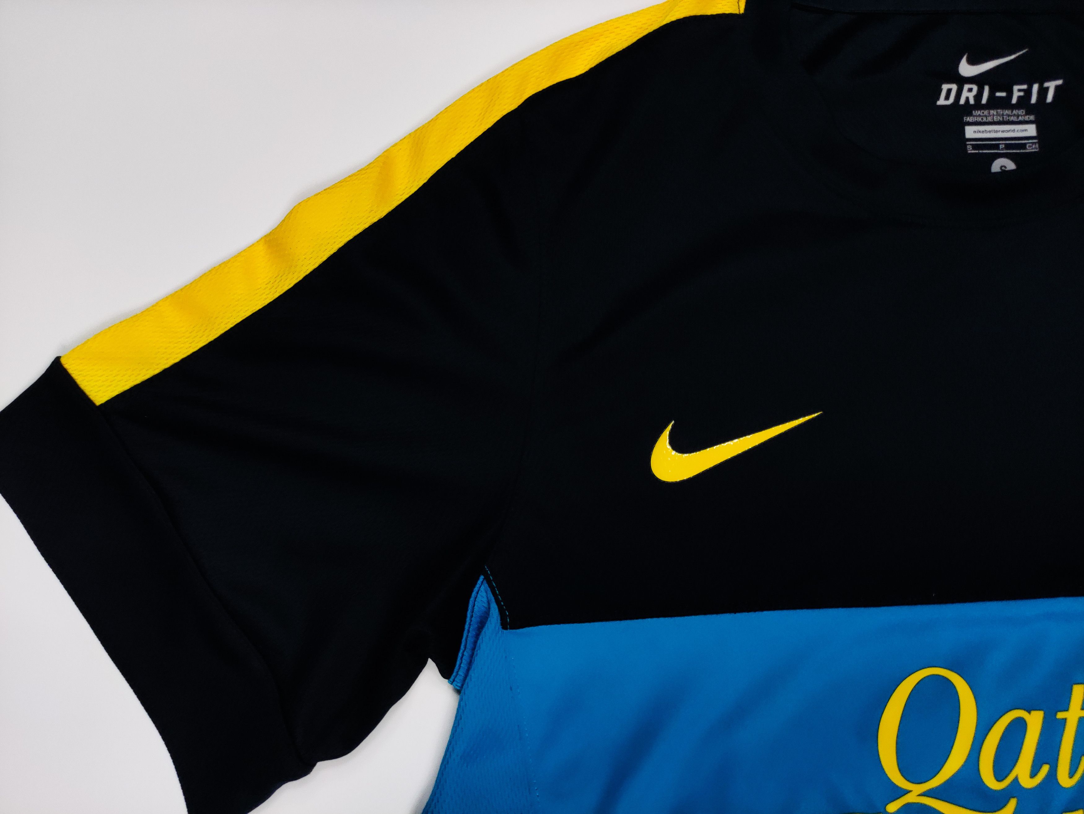 Nike FC Barcelona 2012 2013 Nike Training Shirt Kit Jersey Qatar Size US S / EU 44-46 / 1 - 7 Thumbnail