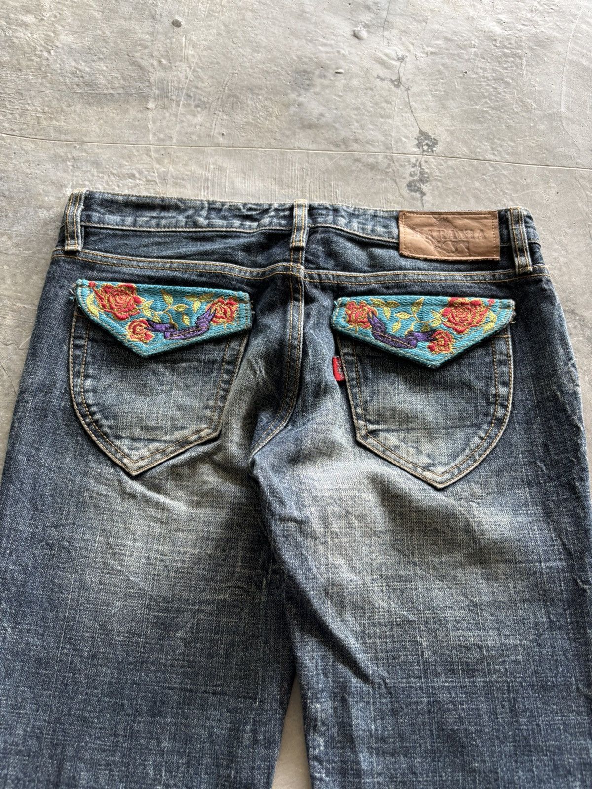 Japanese Brand sick flared maraxia japanese punk grunge flower backpocket Size 31" - 14 Thumbnail