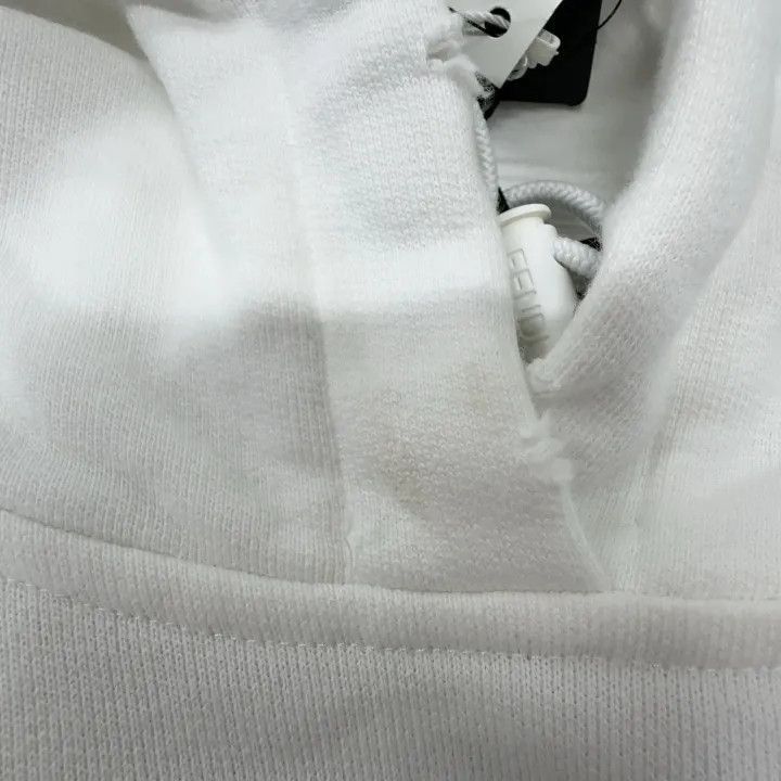 Fendi Fendi White Cropped Hoodie with Logo Print -2507 Size M / US 6-8 / IT 42-44 - 7 Thumbnail