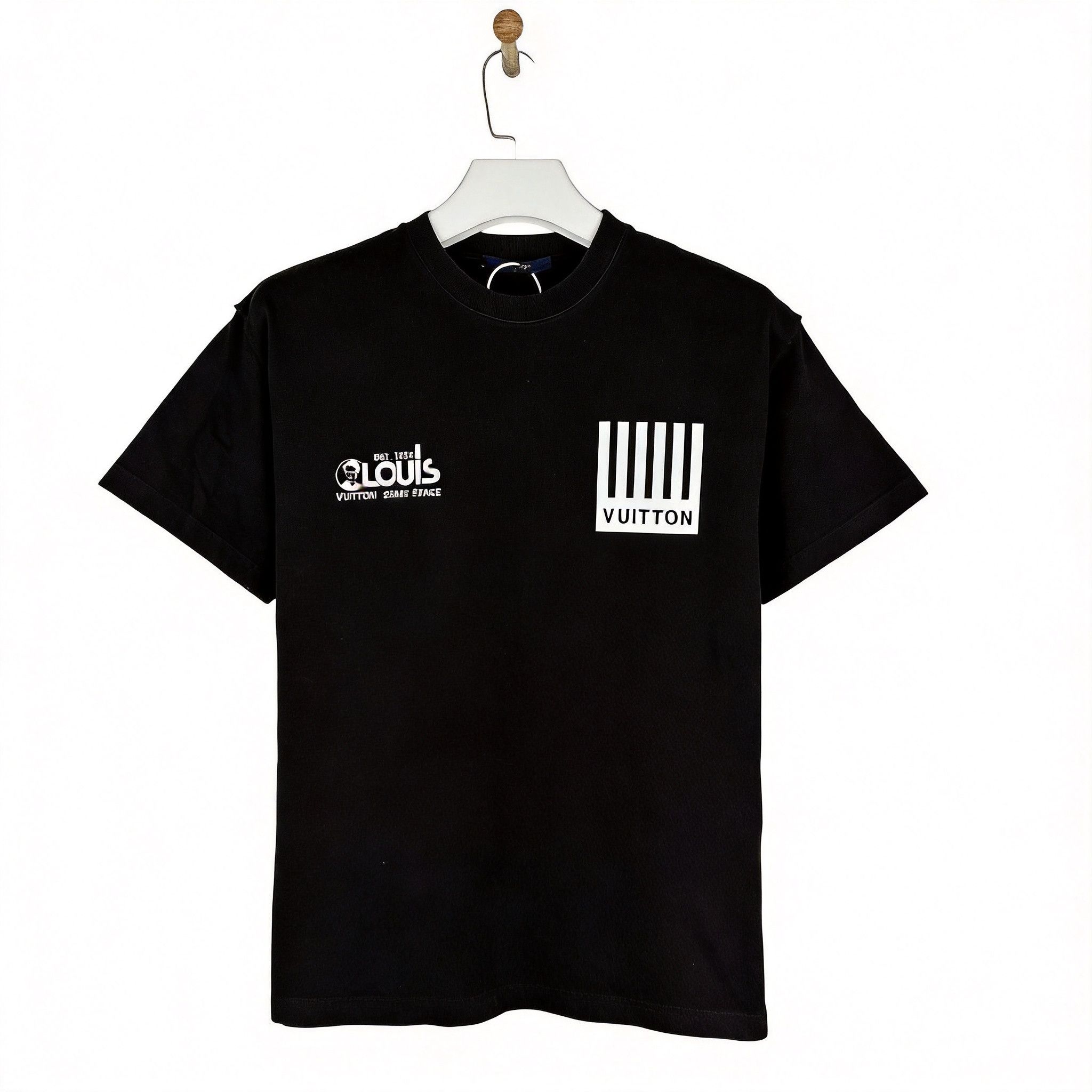 LOUIS VUITTON PEACE AND LOVE Tシャツ　岩ちゃん着用 Louis Vuitton Louis Vuitton 'Peace and Love' Graphic T-Shirt Black