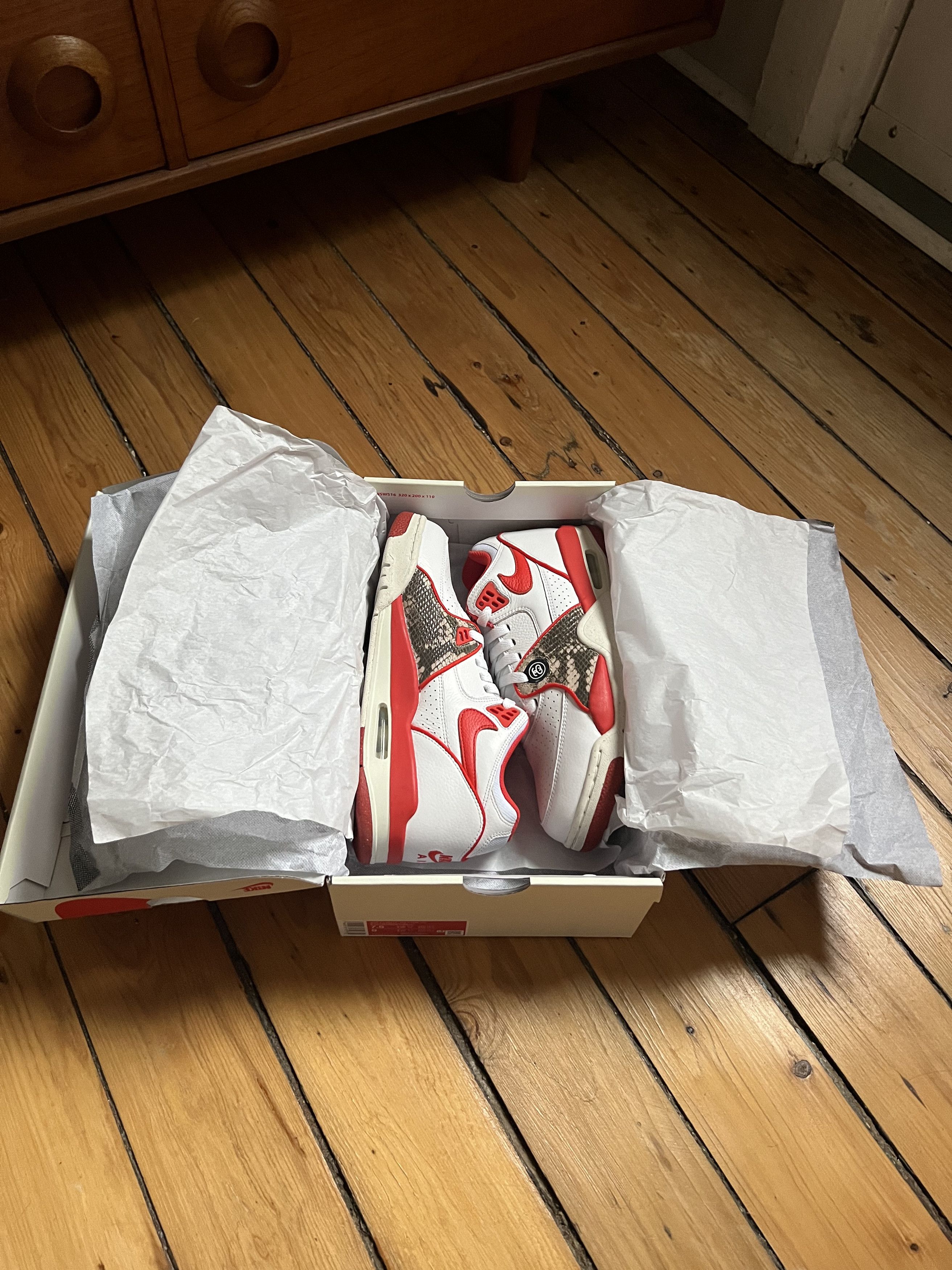 image of Nike Air Flight '89 Low Sp Stussy Habanero Red Shoes, Men's (Size 7.5)