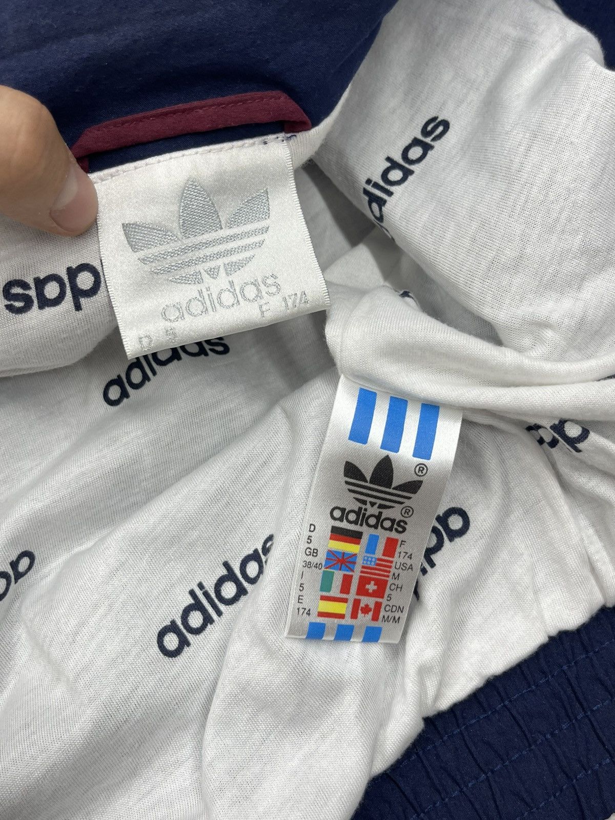 Adidas Vintage Adidas Lampas Track Jacket Y2K Size L Size US L / EU 52-54 / 3 - 11 Thumbnail