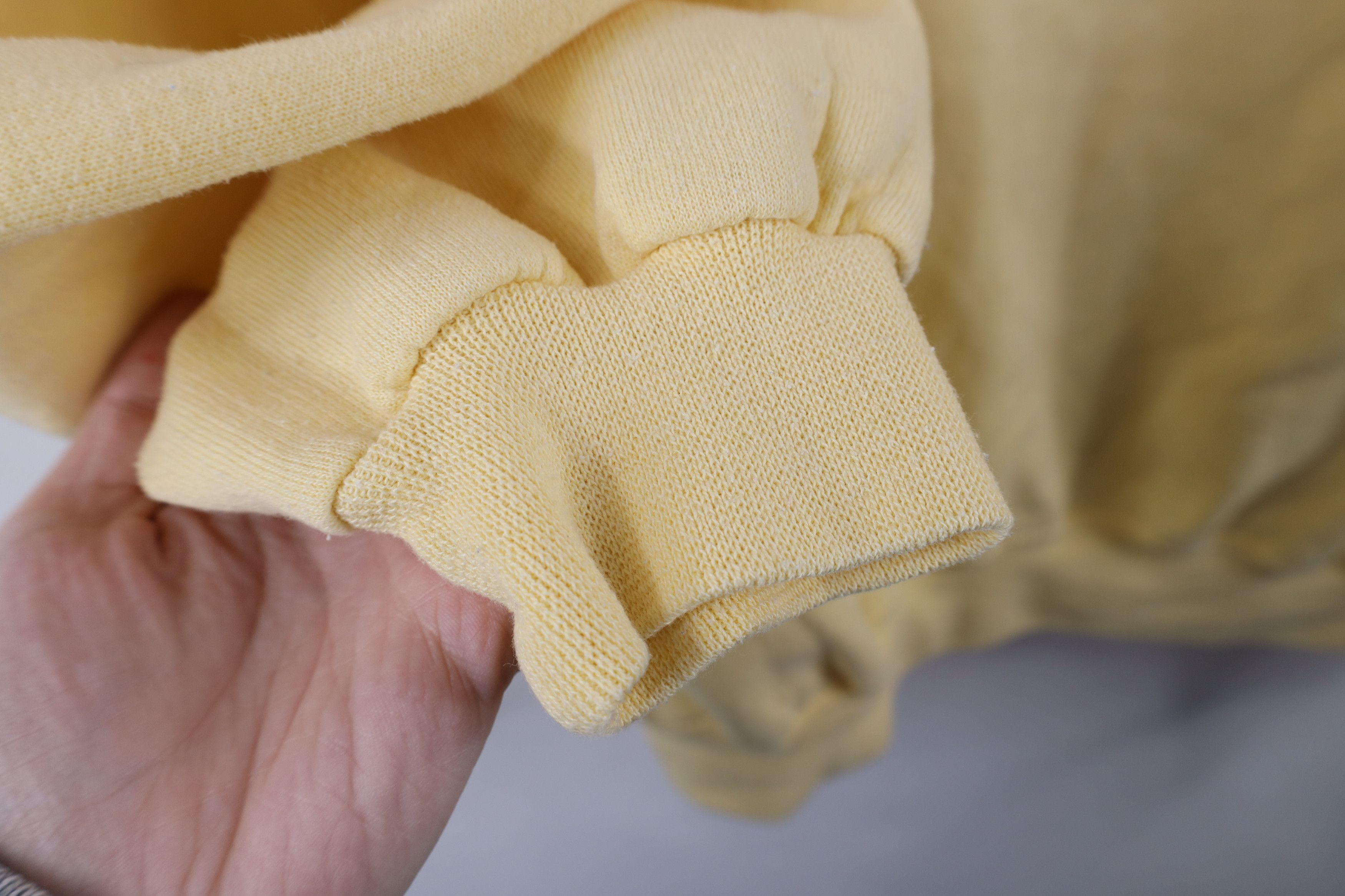 Vintage Vintage 90s Streetwear Kitten Flower Heart Sweatshirt Yellow Size US XXL / EU 58 / 5 - 7 Thumbnail