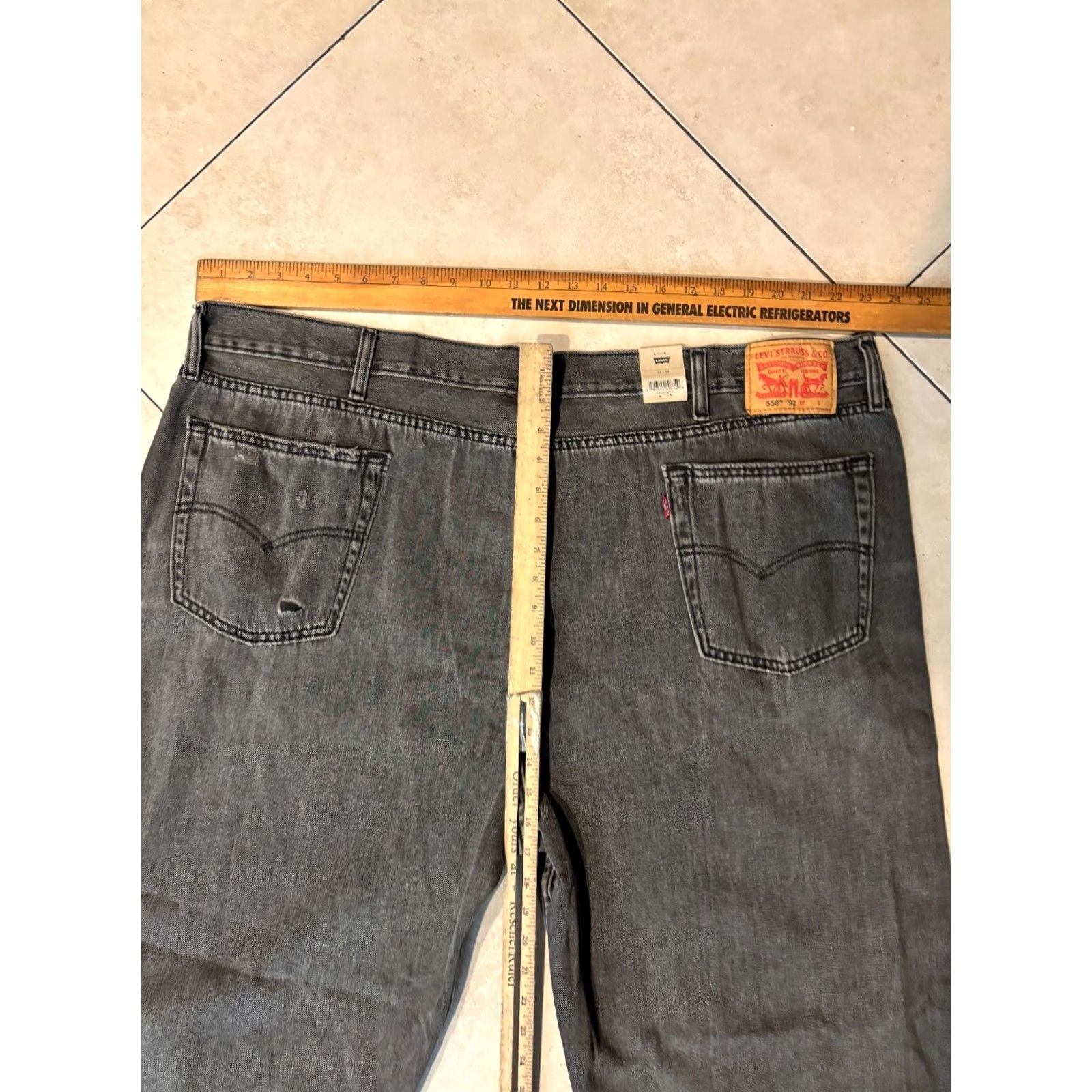 Levi's Levi's 550 Jeans Relaxed Straight Mens 48X34 Black 90s Retro Vintage Style Distressed 5-Pocket Denim Jeans Size US 32 / EU 48 - 6 Thumbnail
