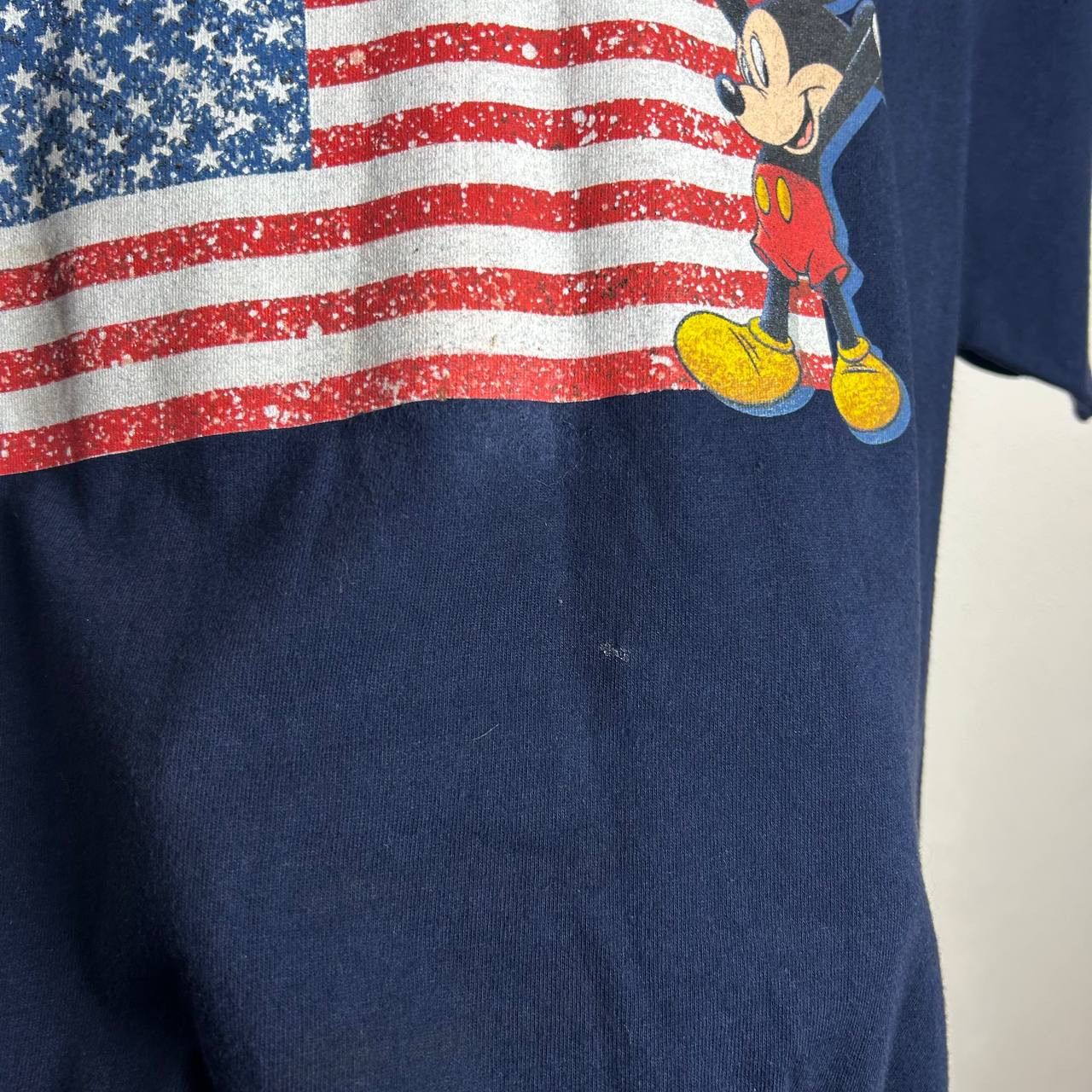Disney Vintage Disney 2000 Mickey Mouse made in usa tee Size US M / EU 48-50 / 2 - 9 Thumbnail