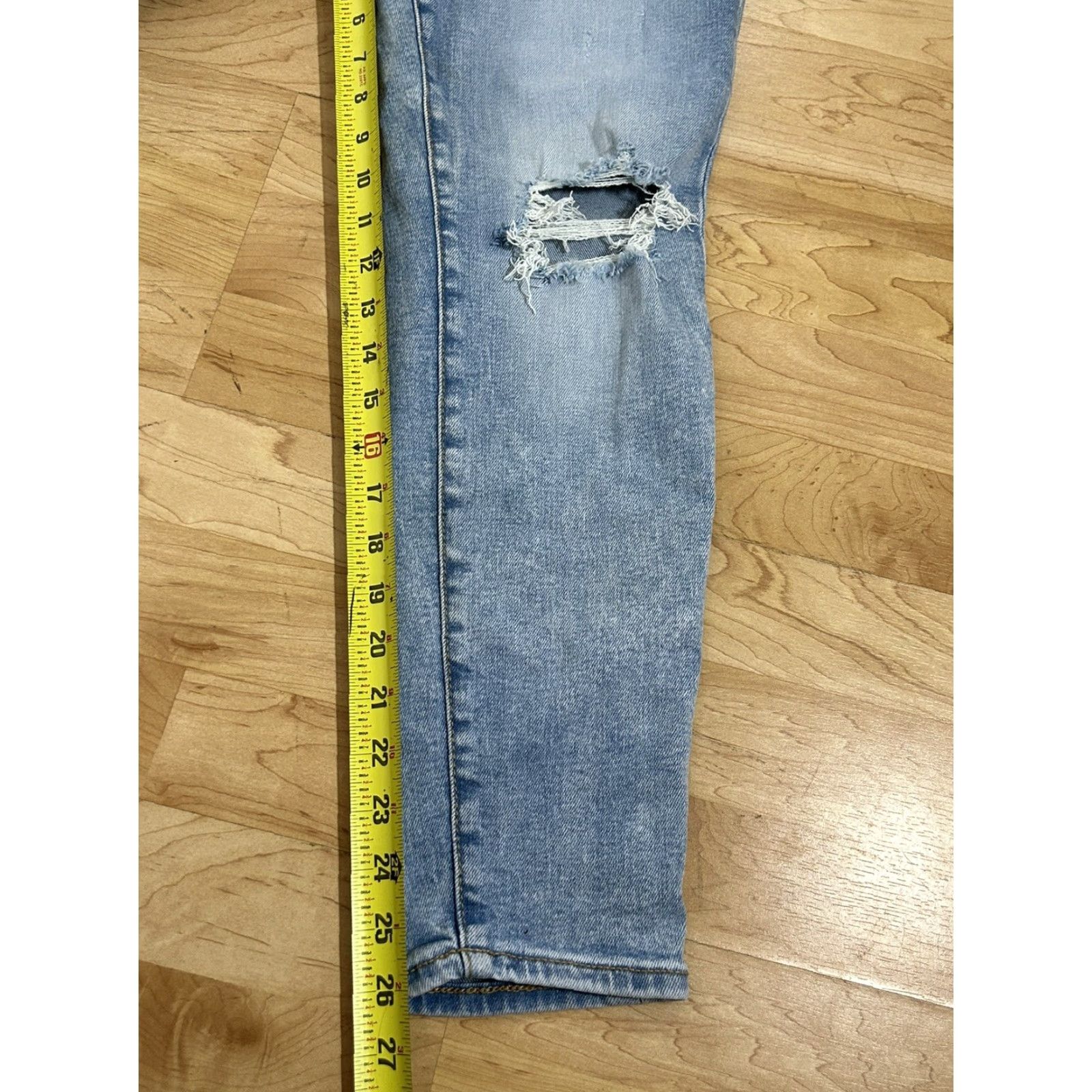 Old Navy **O.G. Straight High Rise Blue Jeans Women’s Size 0** User: Vintage O.G. Straight High Rise Blue Jeans Women’s Size 0 Size 25" / US 0 / IT 36 - 2 Thumbnail