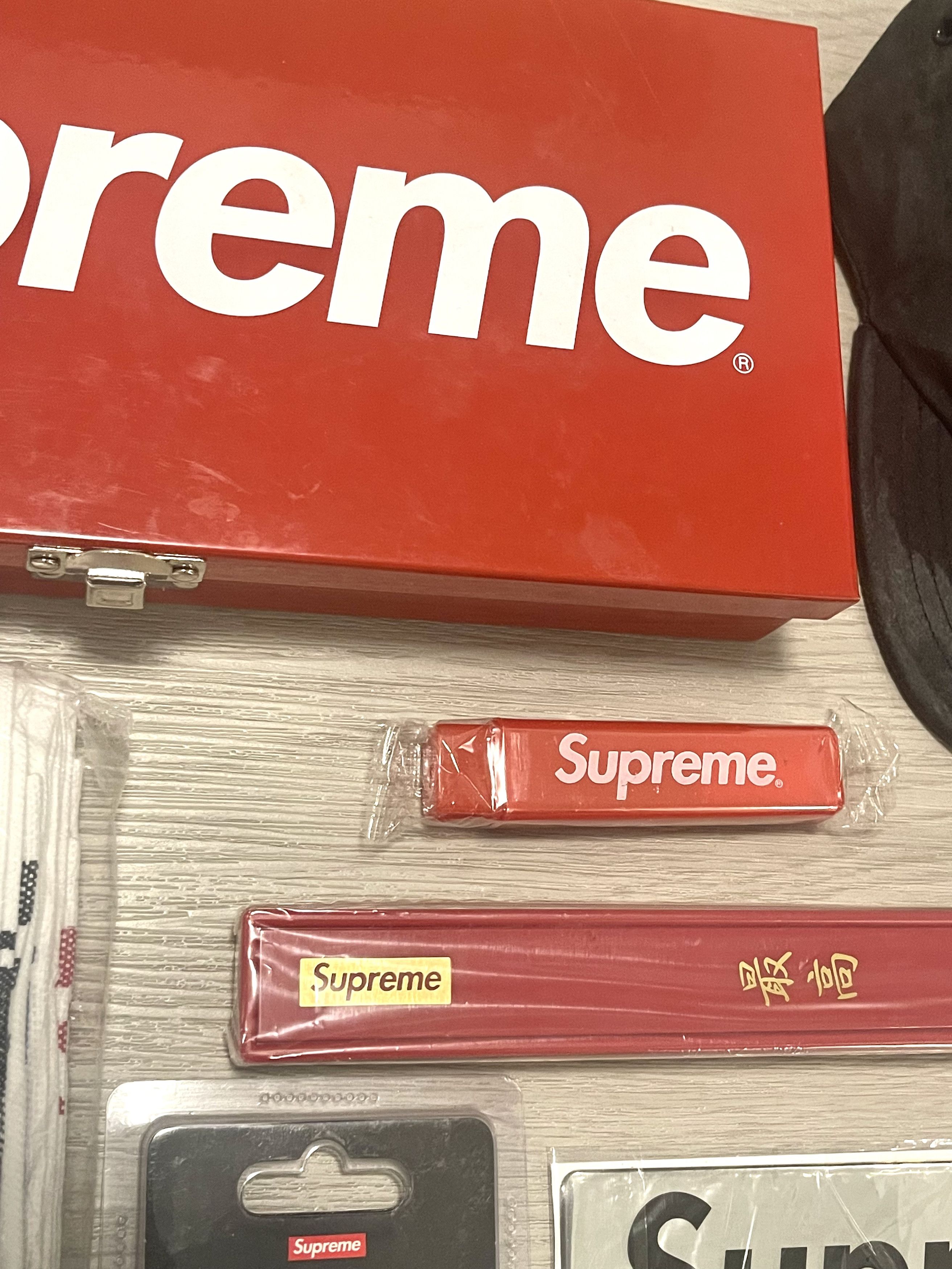 Supreme Supreme Collection (8 Items) Size ONE SIZE - 2 Thumbnail