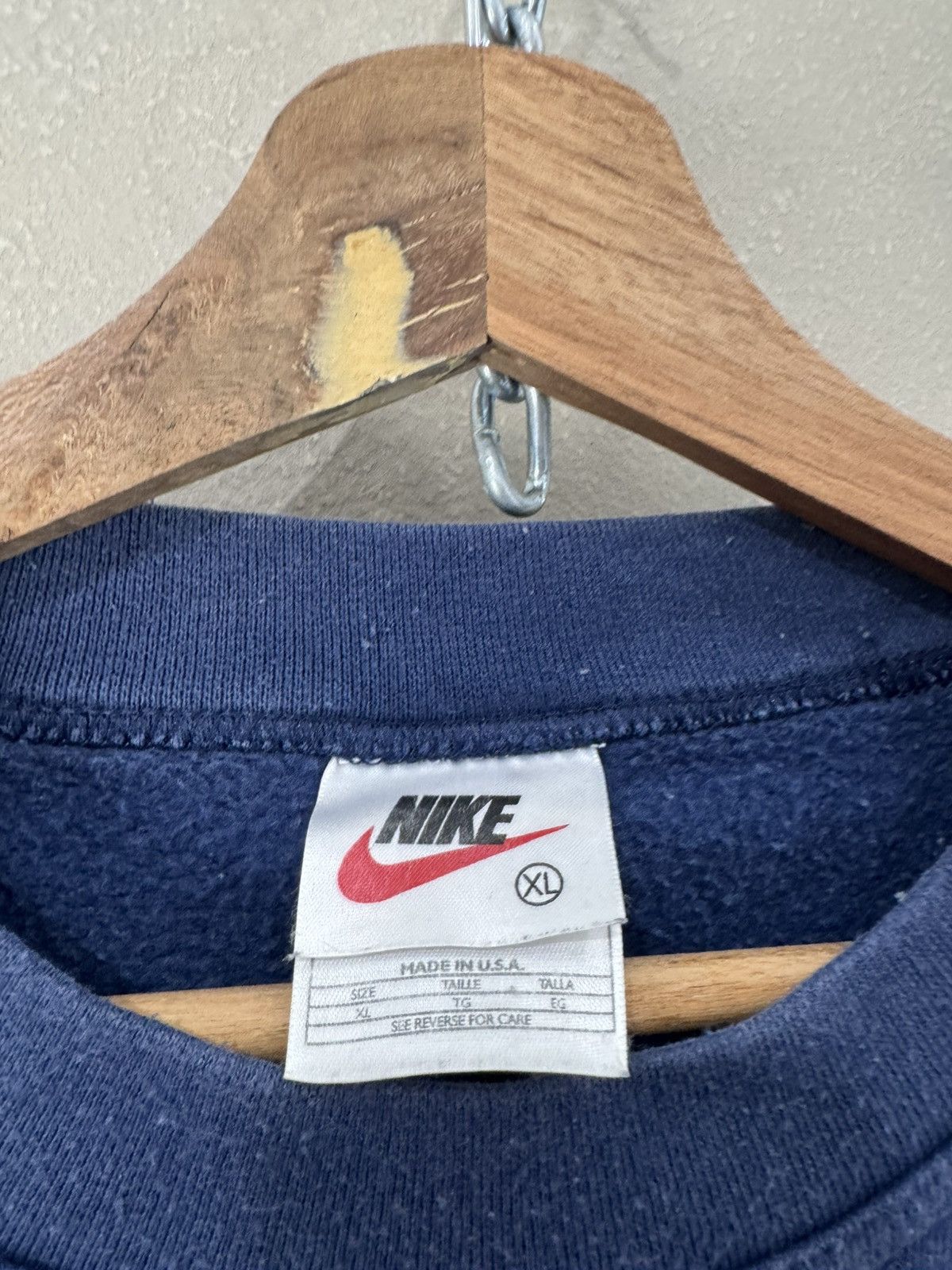 Nike Vintage Nike Town New York city faded oversize sweatshirt Size US XL / EU 56 / 4 - 3 Thumbnail