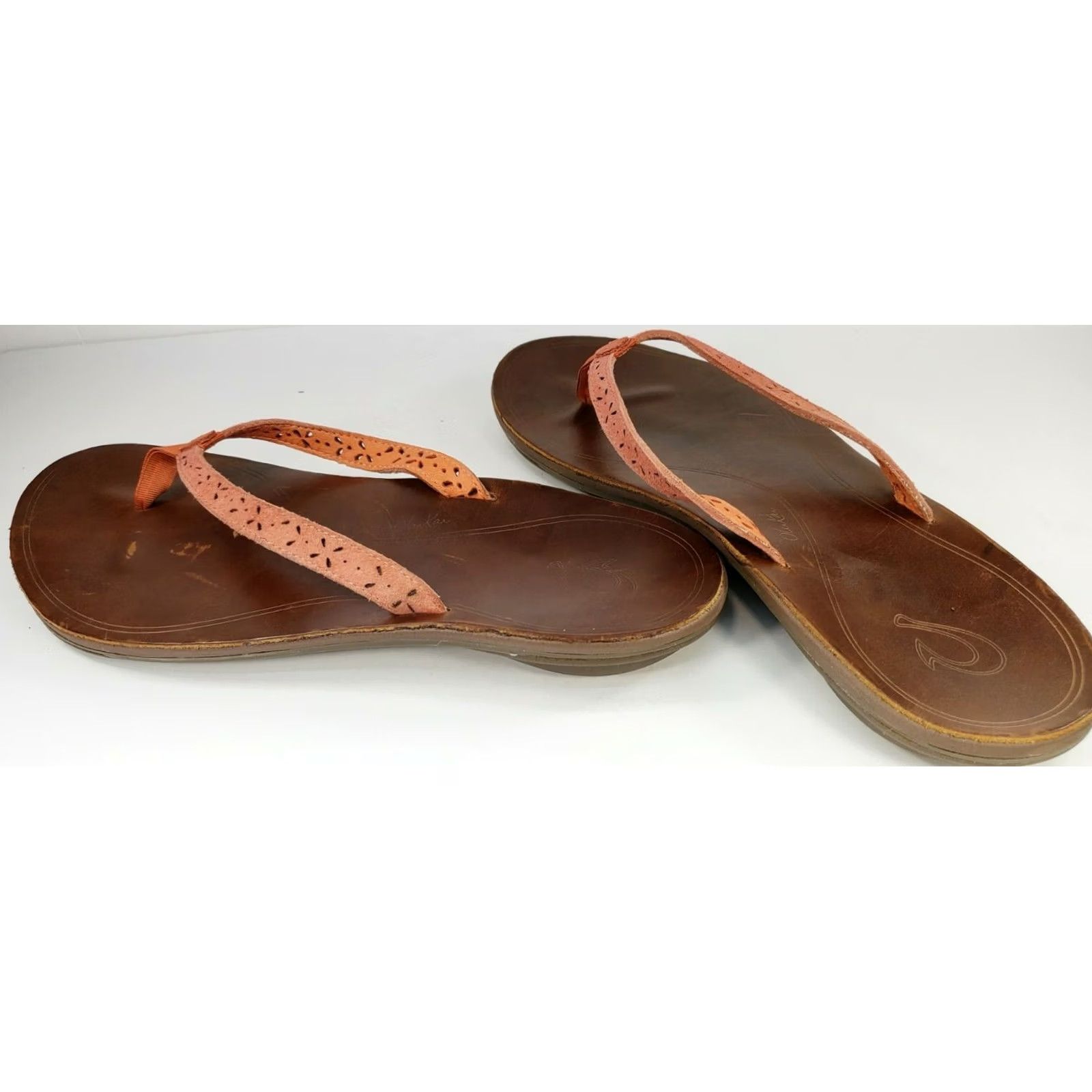 Olukai OluKai Puka Flip Flops Sandals Womens Size 9 Coral Perforated Straps Leather Slip On Flat Satin? Size US 9 / IT 39 - 4 Thumbnail