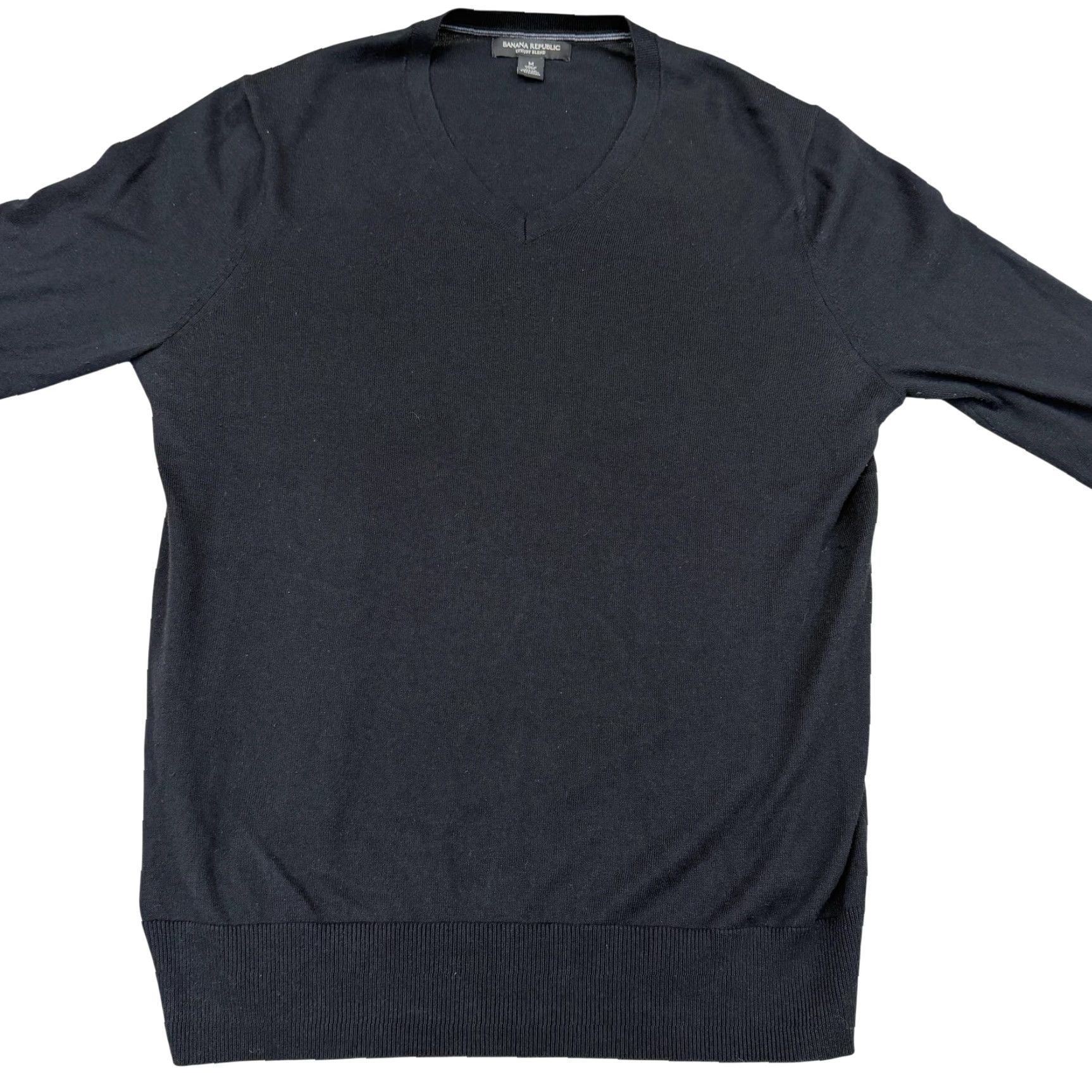Banana Republic Banana Republic Sweater M Black Silk Cashmere Blended Men V-Neck Pullover Lightweight Knit Carded Solid Pattern Modern Size US M / EU 48-50 / 2 - 2 Thumbnail