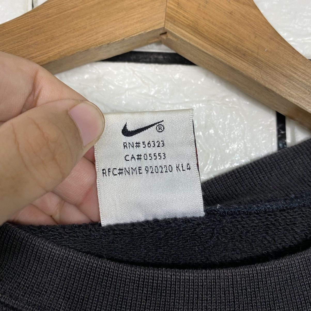 Nike Vintage Sweatshirt Crewneck Nike Big Logo Big Swoosh Size US XL / EU 56 / 4 - 14 Thumbnail