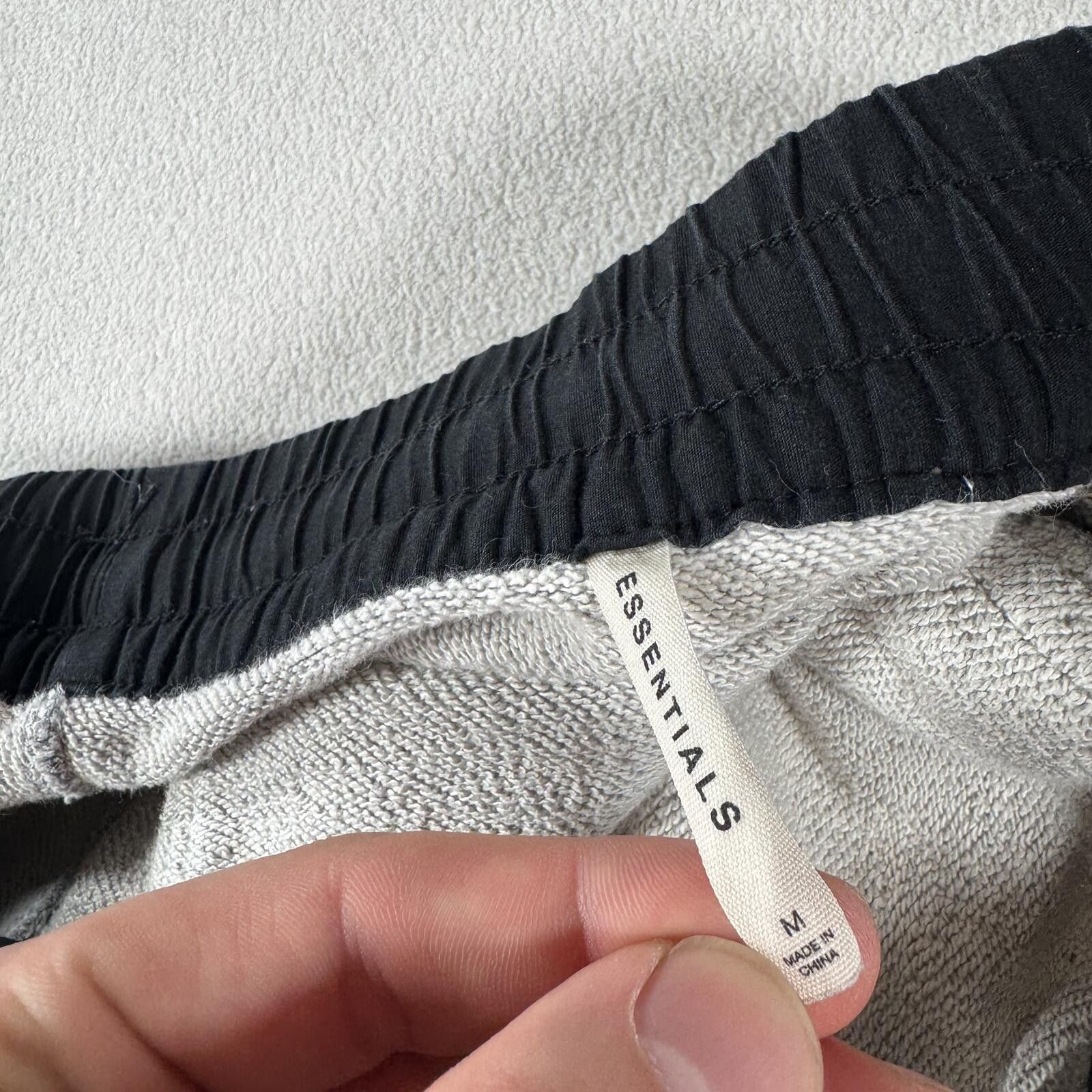 Fear of God Essentials Fear Of God Fog Light Grey Cotton Joggers Size US 32 / EU 48 - 4 Thumbnail