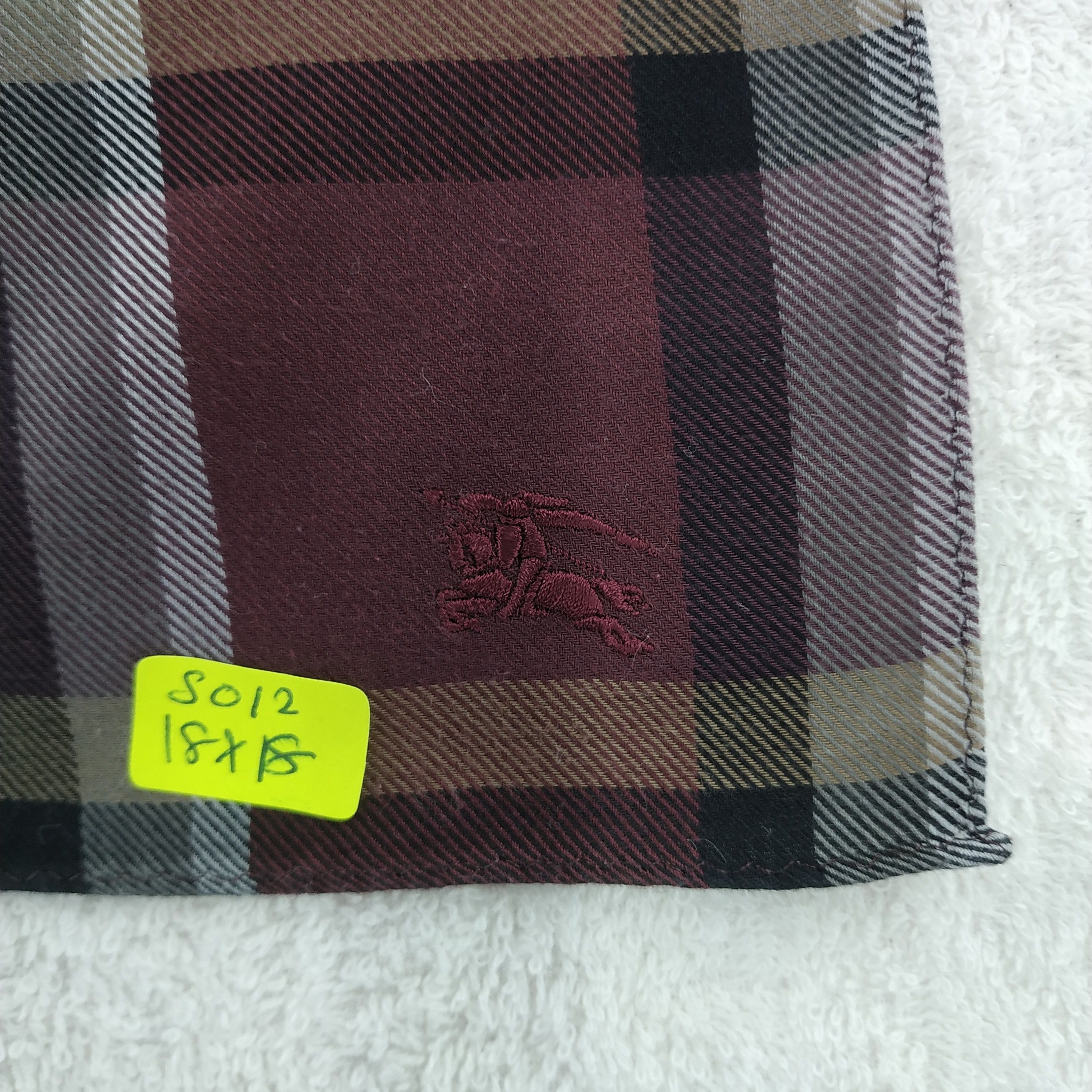 Burberry × Vintage Burberry Bandana / Handkerchief / Neckerchief - S012 Size ONE SIZE - 5 Thumbnail