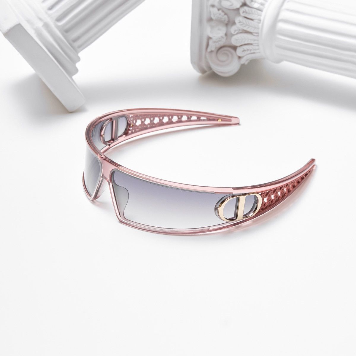 Dior DIOR VERYDIOR M1U 40B1 SUNGLASSES Size ONE SIZE - 1 Thumbnail
