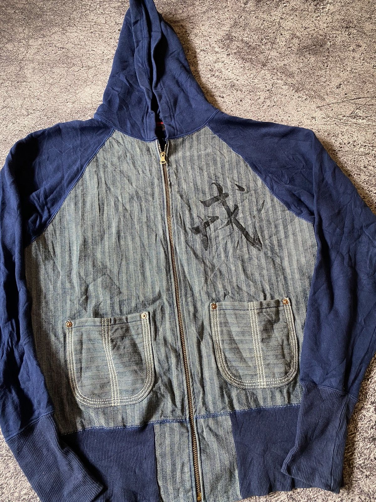 Beauty Beast Vintage Hidehiko Yamane Beauty Beast zipper Hoodie Size US L / EU 52-54 / 3 - 2 Thumbnail
