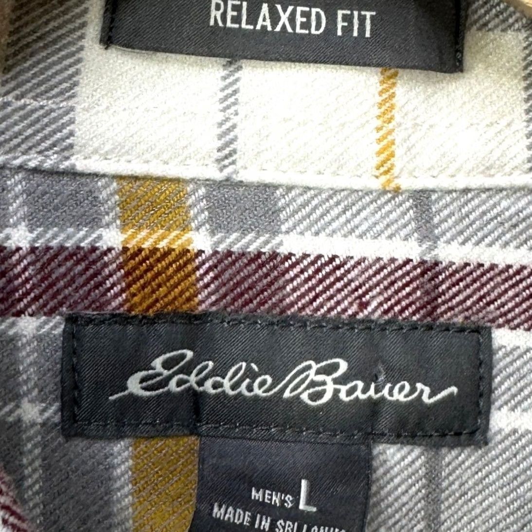 Eddie Bauer Eddie Bauer Mens L Shirt Button-Down Gray Plaid Relaxed Low-Profile Pocket Casual Workwear Fall Spring Men's Size US L / EU 52-54 / 3 - 5 Thumbnail