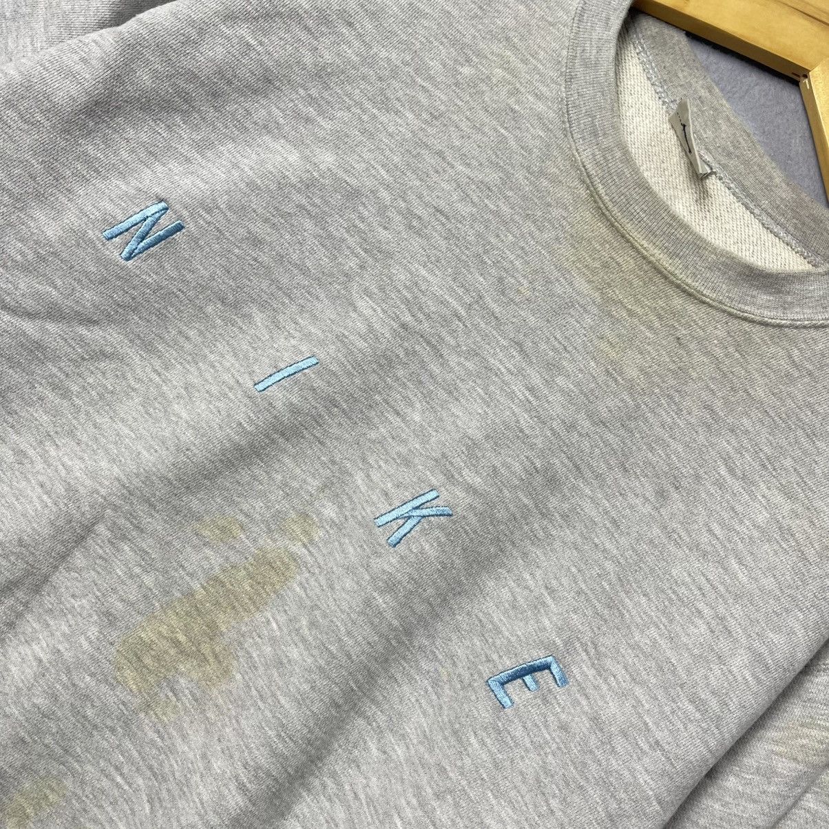 Nike 2000s Nike Spellout Embroidered Sweatshirt Size US M / EU 48-50 / 2 - 5 Thumbnail
