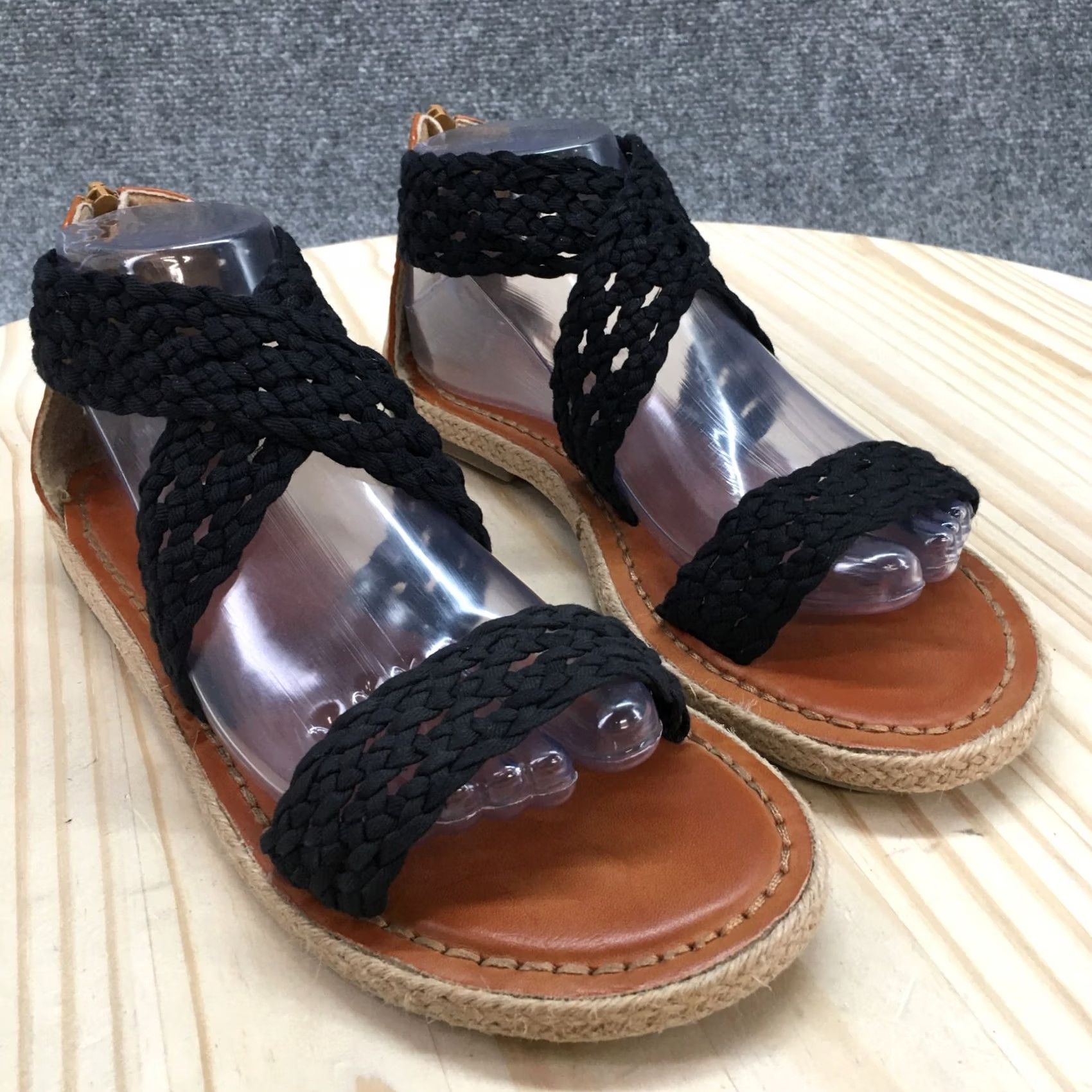 American Eagle Outfitters American Eagle Outfitters Sandals Womens 9 Strappy Flats Black Fabric Comfort Shoes Size US 9 / IT 39 - 6 Thumbnail