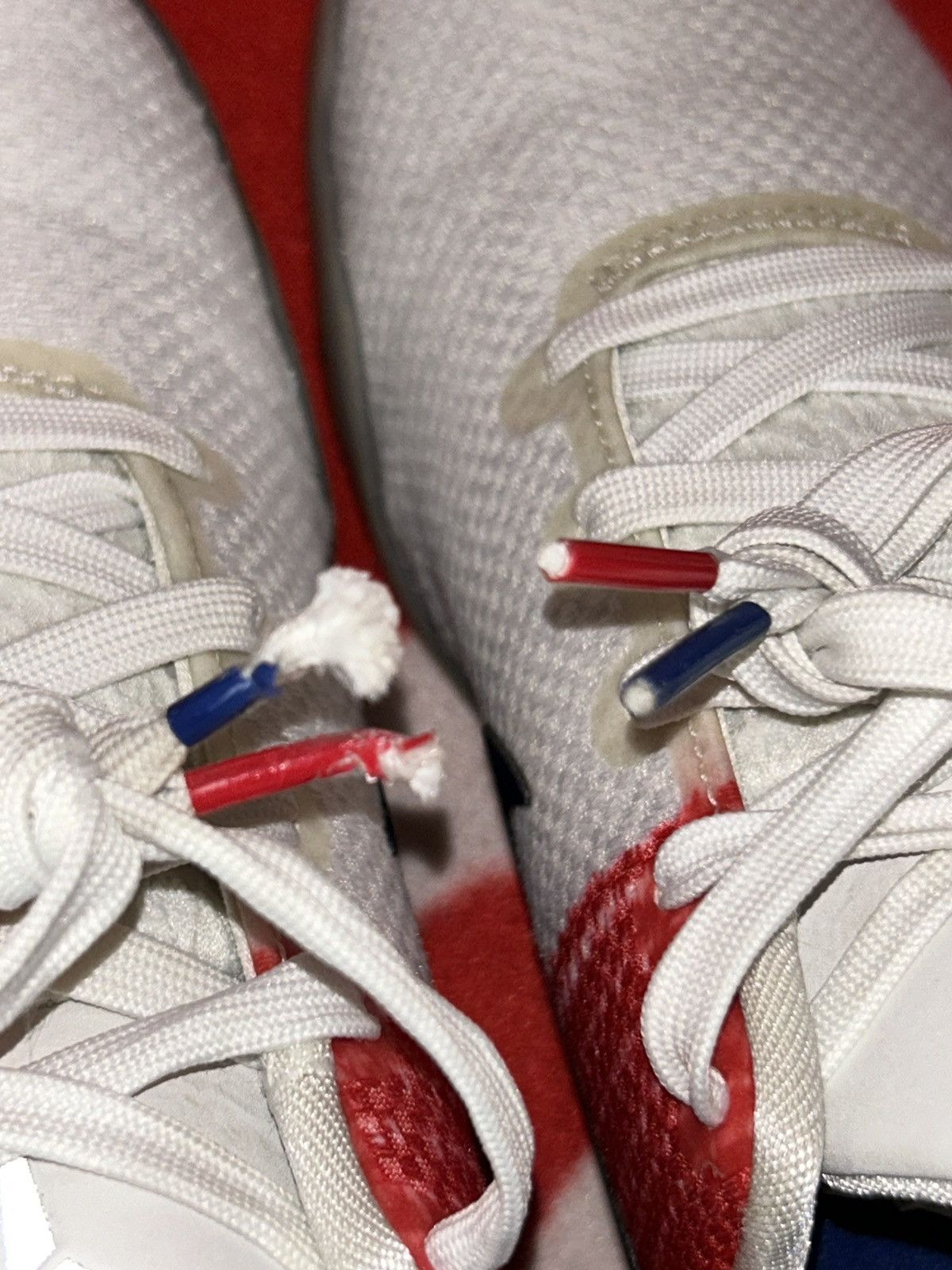 Nike Nike Kobe 11 GS Low Elite ‘USA Olympic’ 822945 184 size 5.5y Size US 5.5 / EU 38 - 12 Thumbnail