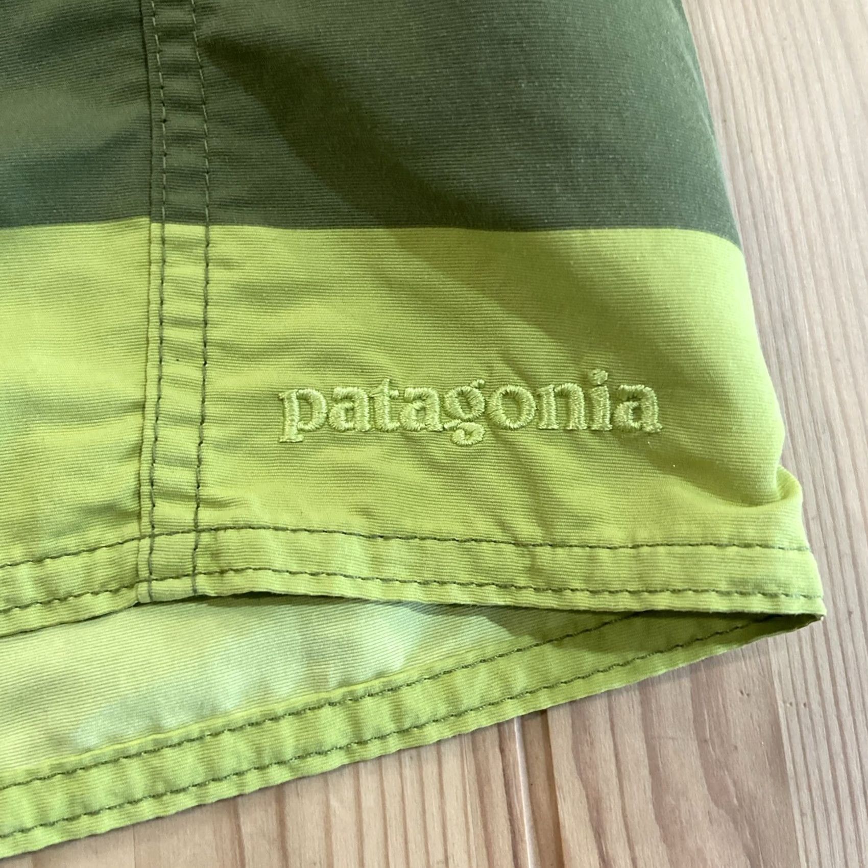 Patagonia PATAGONIA Boardshorts Green 19-inch Stretch Planing Sz-30 Men XS? No, size 30, Regular Size US 30 / EU 46 - 2 Thumbnail