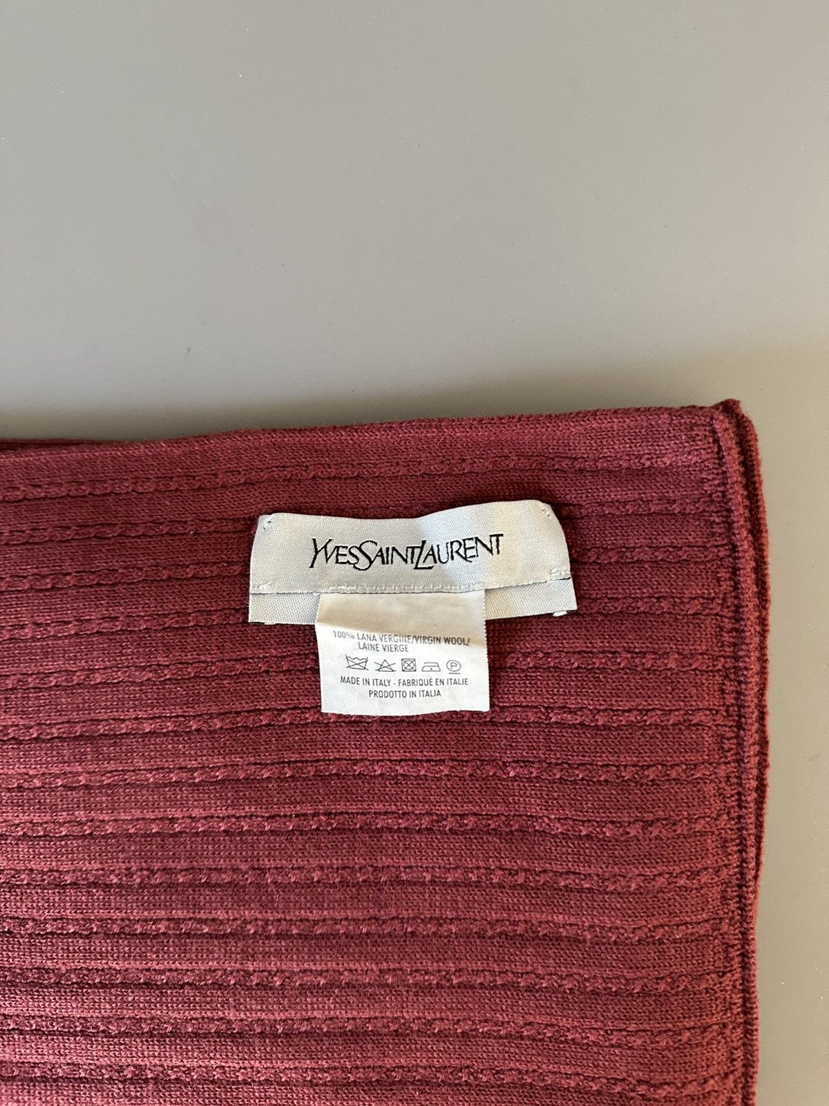 Yves Saint Laurent Yves Saint Laurent Burgundy Virgin Wool Scarf Made in Italy Size ONE SIZE - 2 Thumbnail