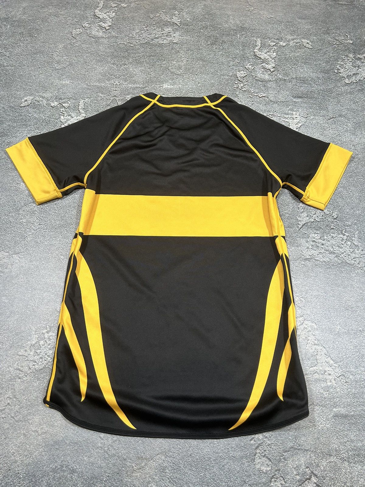 Canterbury of New Zealand VINTAGE CUNTERBURY N.C.R.F.C RUGBY T-SHIRT Size US M / EU 48-50 / 2 - 3 Thumbnail
