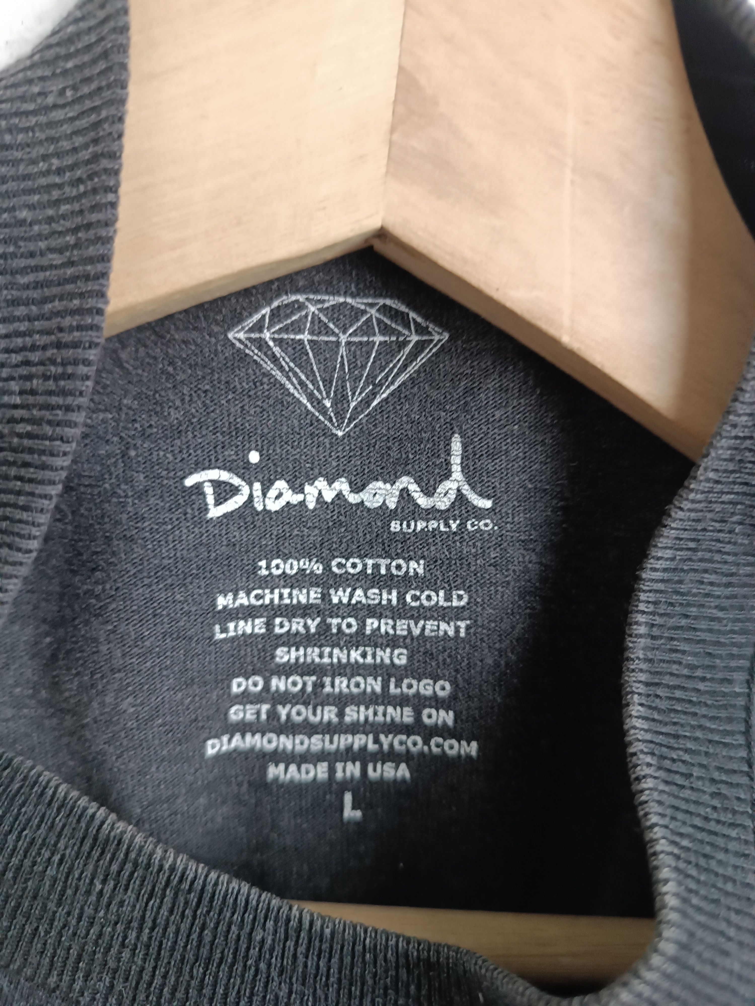Diamond Supply Co. THRASHED FADED DIAMOND SUPPLY CO FINGER TEE VERY RARE Size US L / EU 52-54 / 3 - 7 Thumbnail