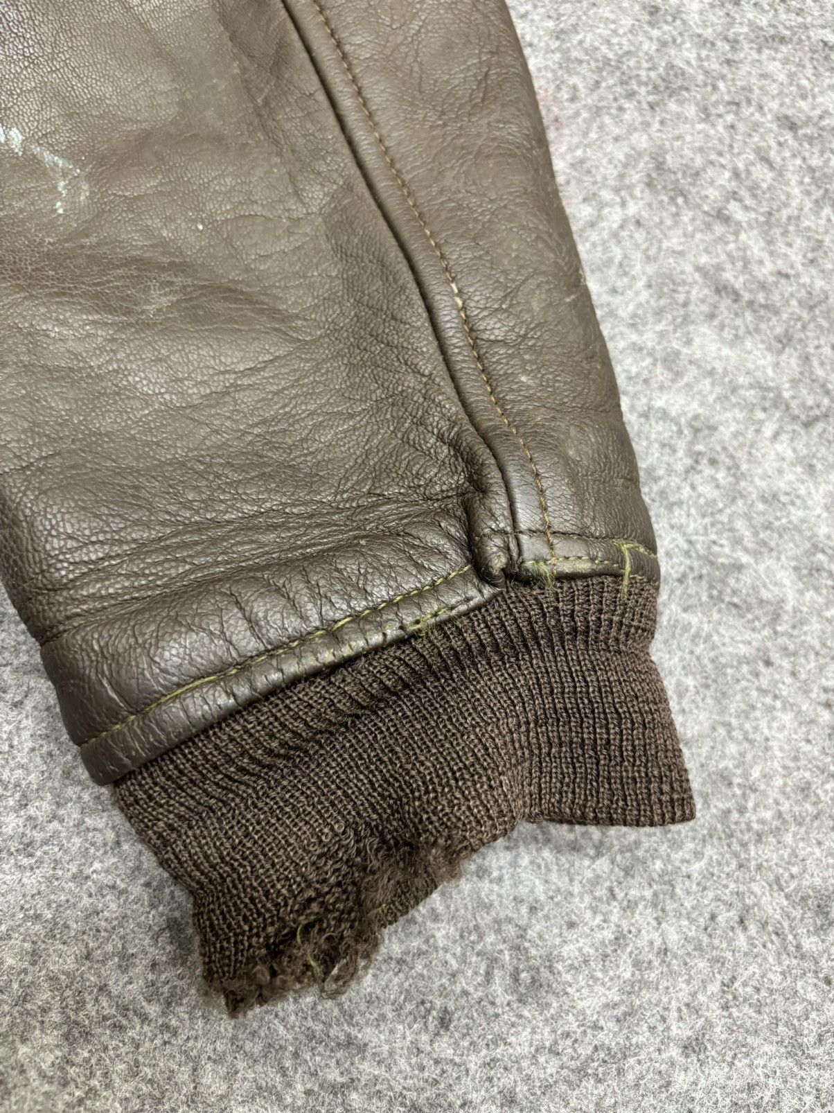 Vintage 💥Vintage 70s💥A2 Flying Jacket USN Leather Jacket Size US S / EU 44-46 / 1 - 14 Thumbnail
