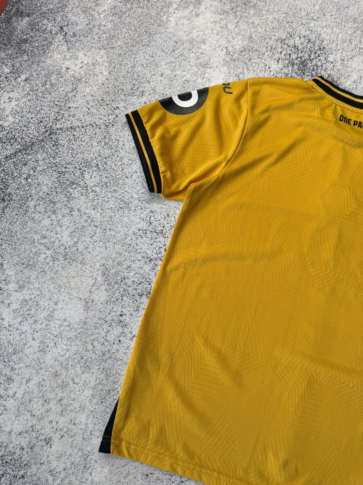 Vintage Wolverhampton Wanderers Sudu 2024/2025 Wolves shirt size M Size US M / EU 48-50 / 2 - 18 Thumbnail