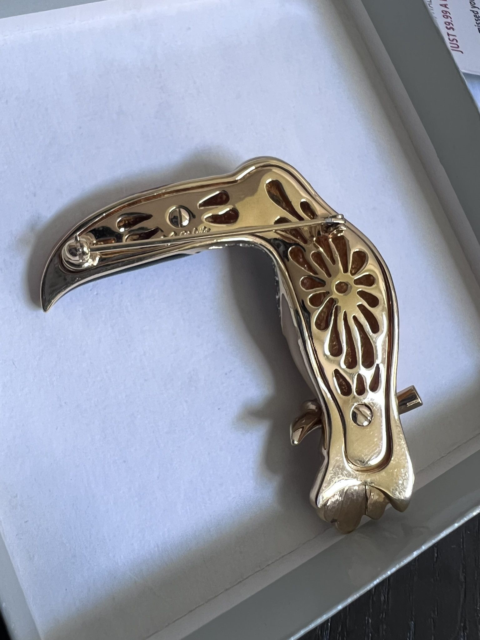Judith Leiber Judith Leiber Toucan Enamel Bird Gripoix Rye Pin Brooch Size ONE SIZE - 4 Thumbnail