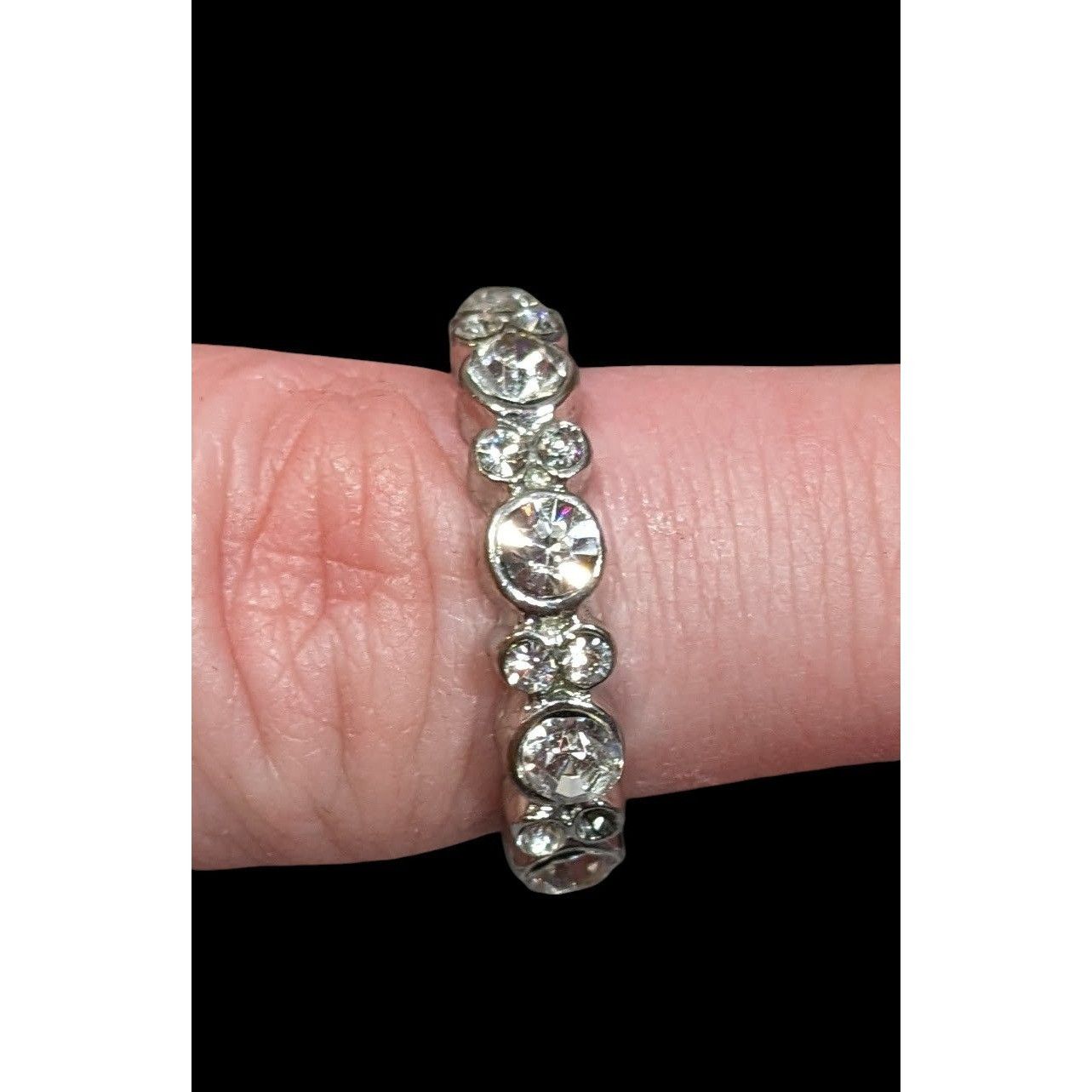 Other Elegant Glam Silver Tone Sparkling Rhinestone Ring Size 7 1/ Size ONE SIZE - 2 Thumbnail