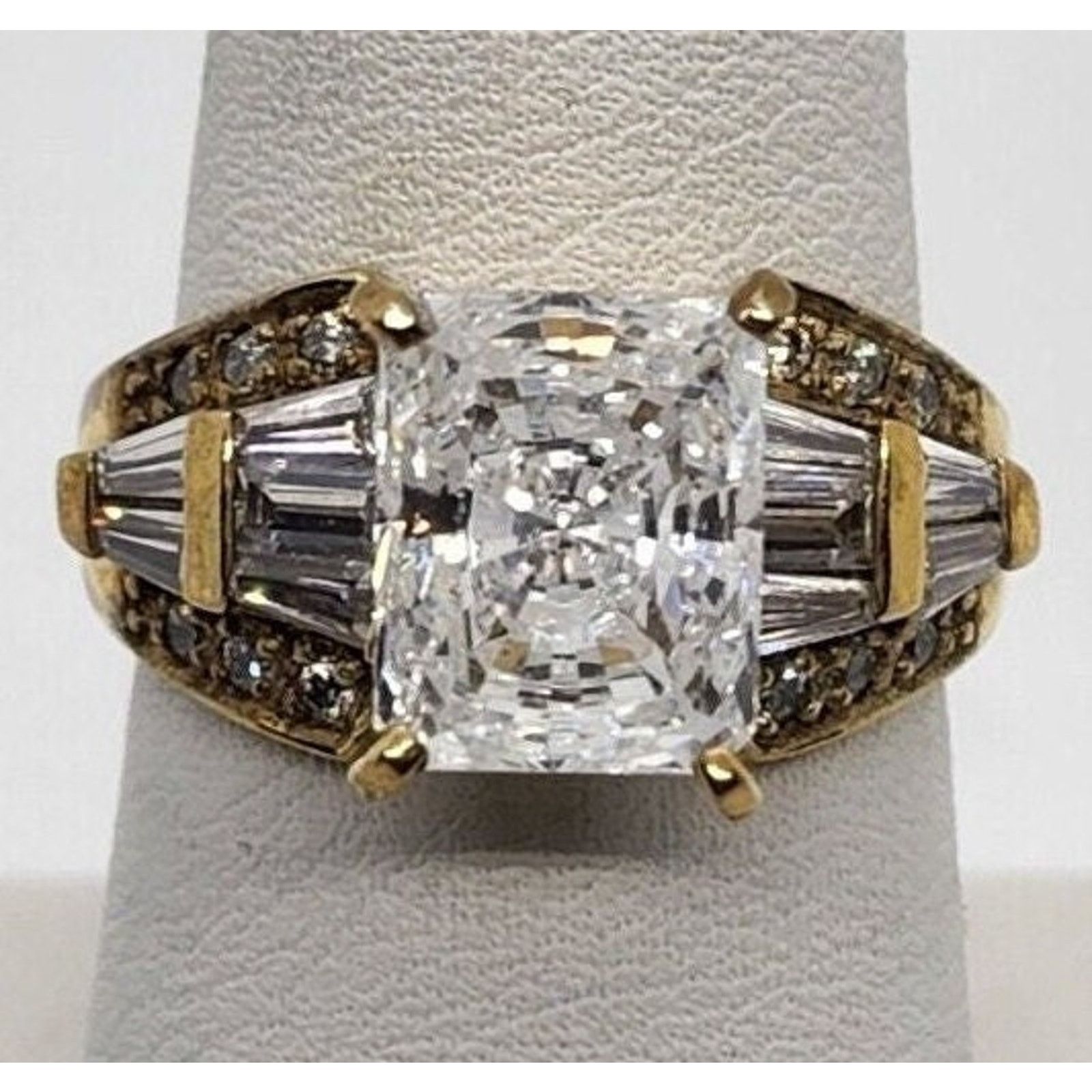 925 Sterling silver with CZ ring size 7.5