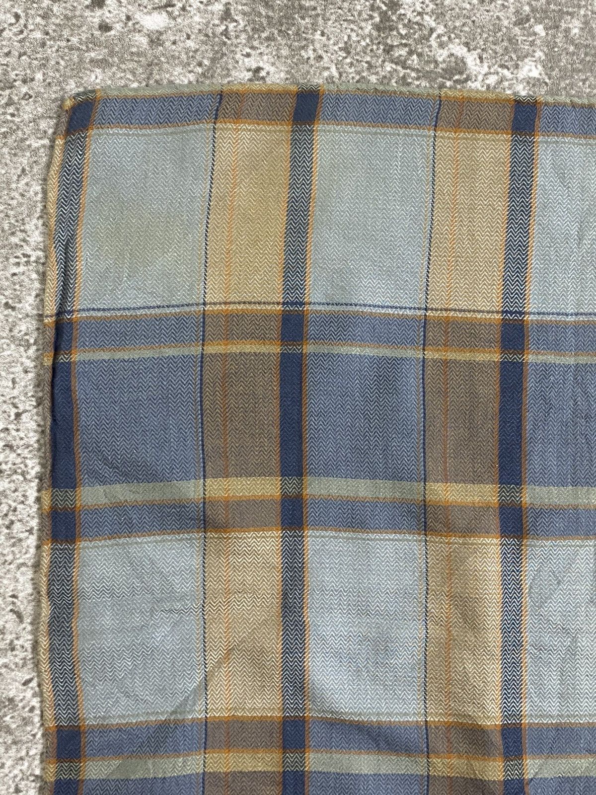 Burberry Burberrys Handkerchief / Bandana / Neckerchief Size ONE SIZE - 4 Thumbnail
