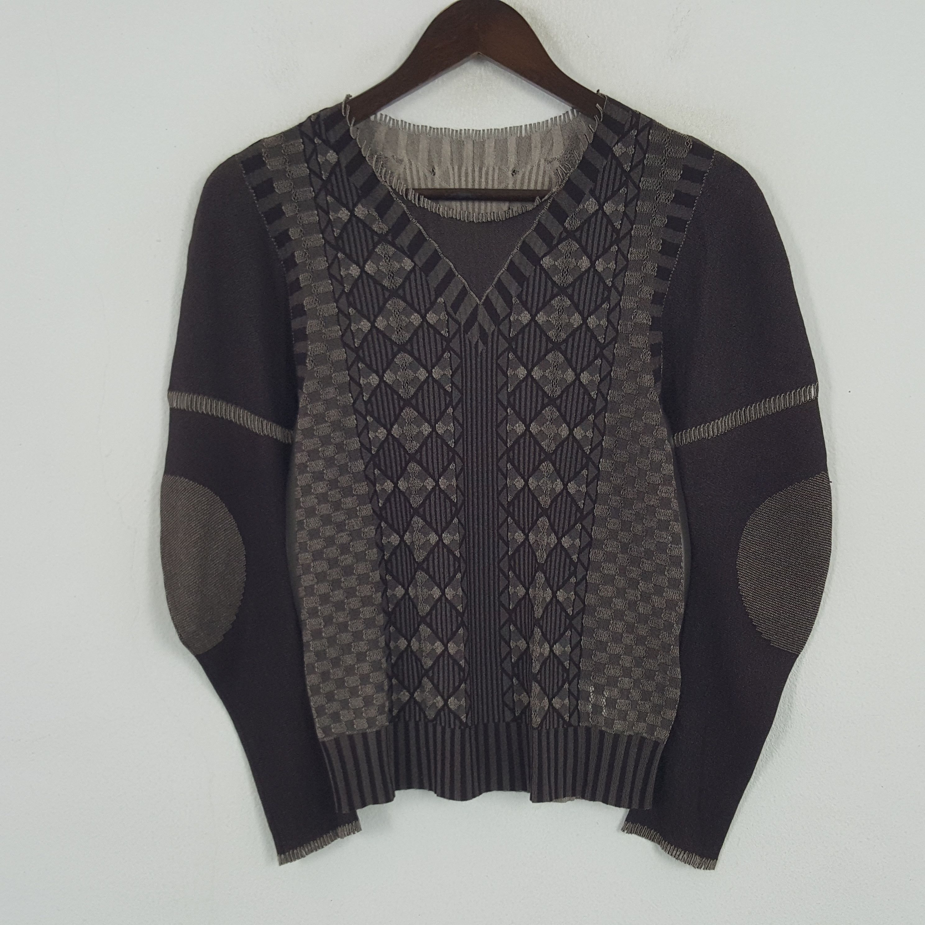 Japanese Brand × Pleats Please Issey Miyake × Vintage Vintage Issey Miyake Pleats Please Japan Knitwear Size XS / US 0-2 / IT 36-38 - 1 Thumbnail