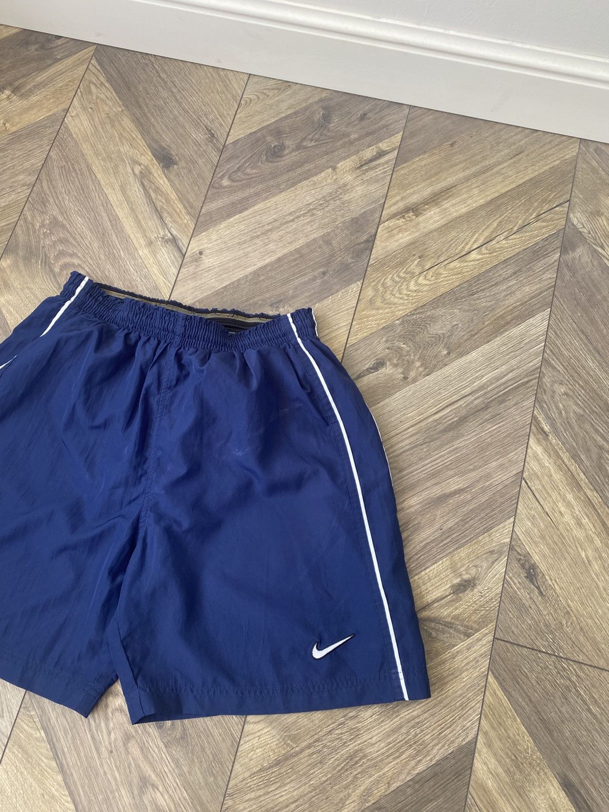 Nike × Vintage Vintage Nike 90s nylon shorts Size US 31 - 7 Thumbnail
