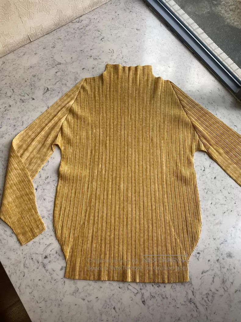 Issey Miyake Issey Miyake Yellow Top Size L / US 10 / IT 46 - 2 Thumbnail