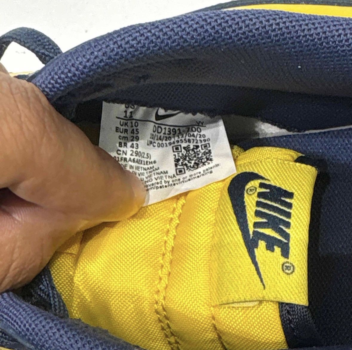 Nike NIKE DUNK LOW “MICHIGAN” 2021 Size US 11 / EU 44 - 4 Thumbnail