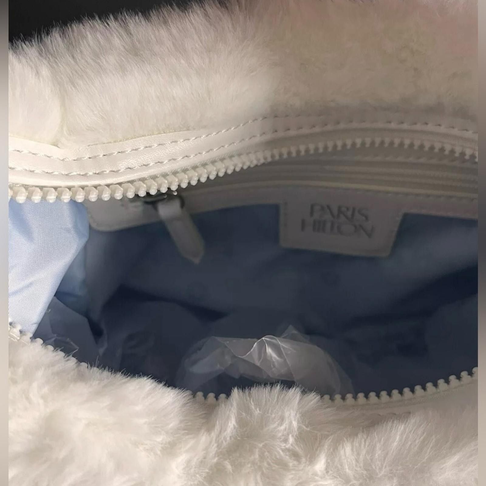 Designer Paris Hilton White Fur Shoulder Bag NWT Size ONE SIZE - 8 Thumbnail