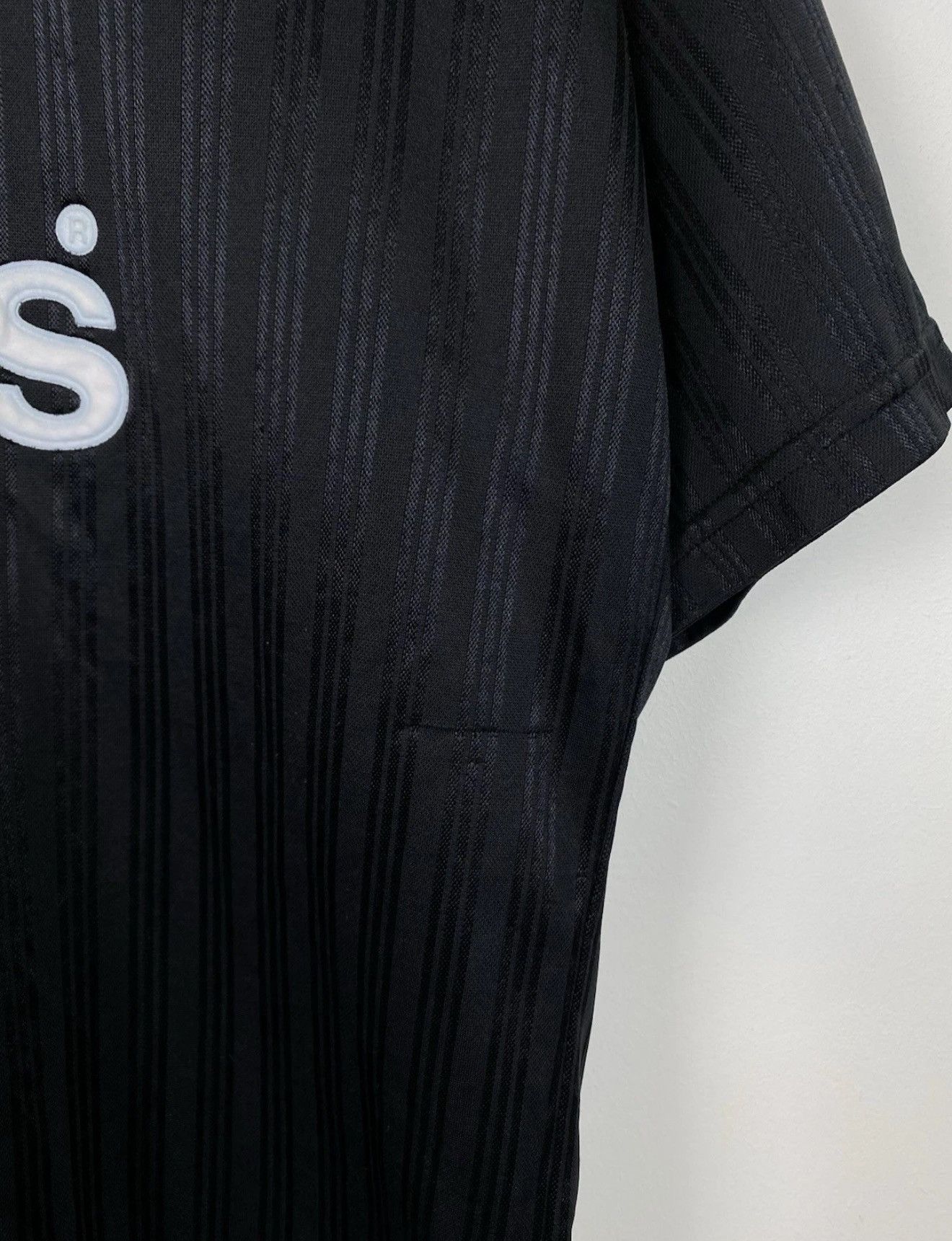 Adidas Vintage Adidas Black T-Shirt Made In England 90’s Big Logo Size US M / EU 48-50 / 2 - 3 Thumbnail
