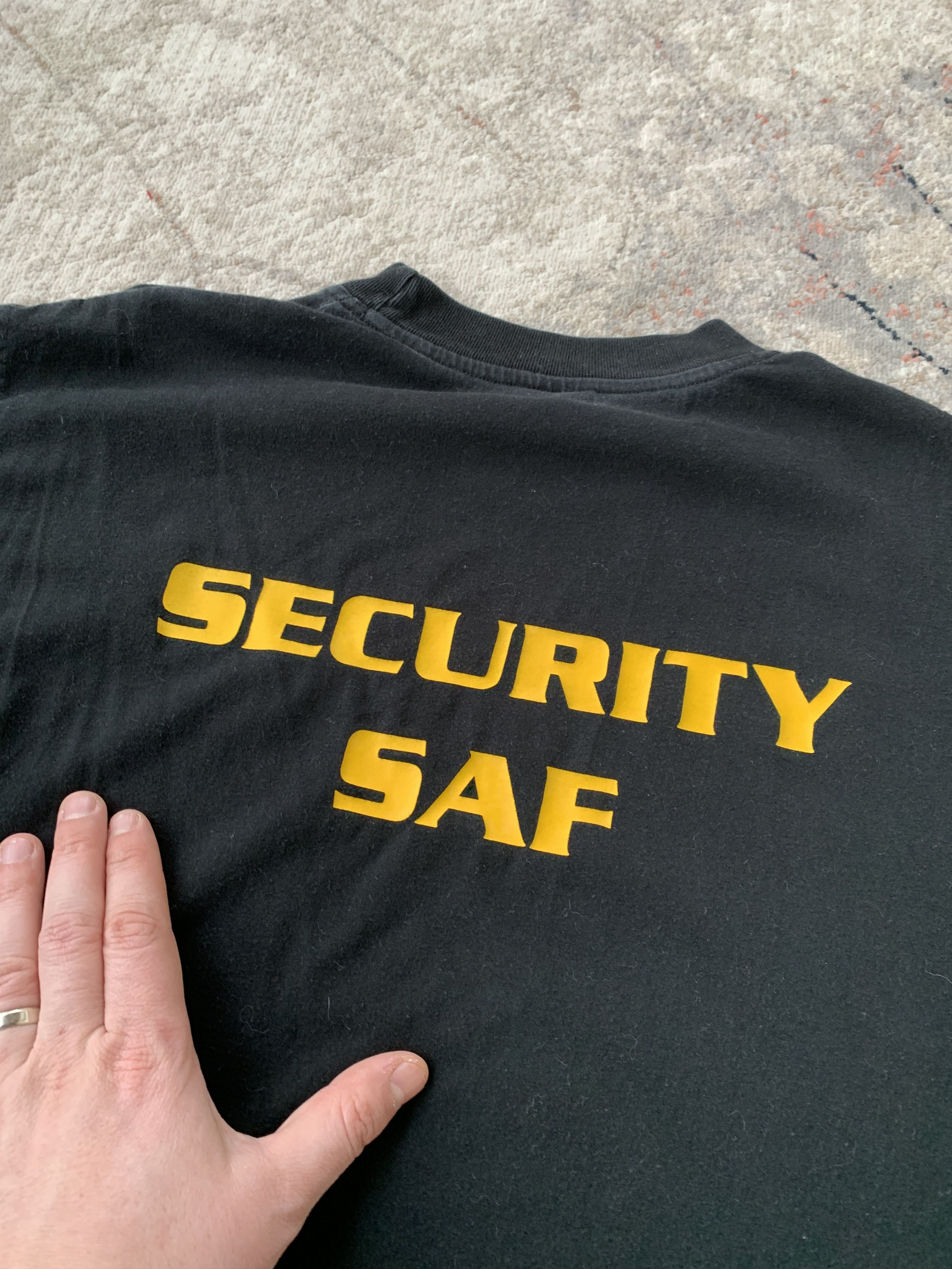 Other Vintage Security Saf Tee Size US XL / EU 56 / 4 - 7 Thumbnail
