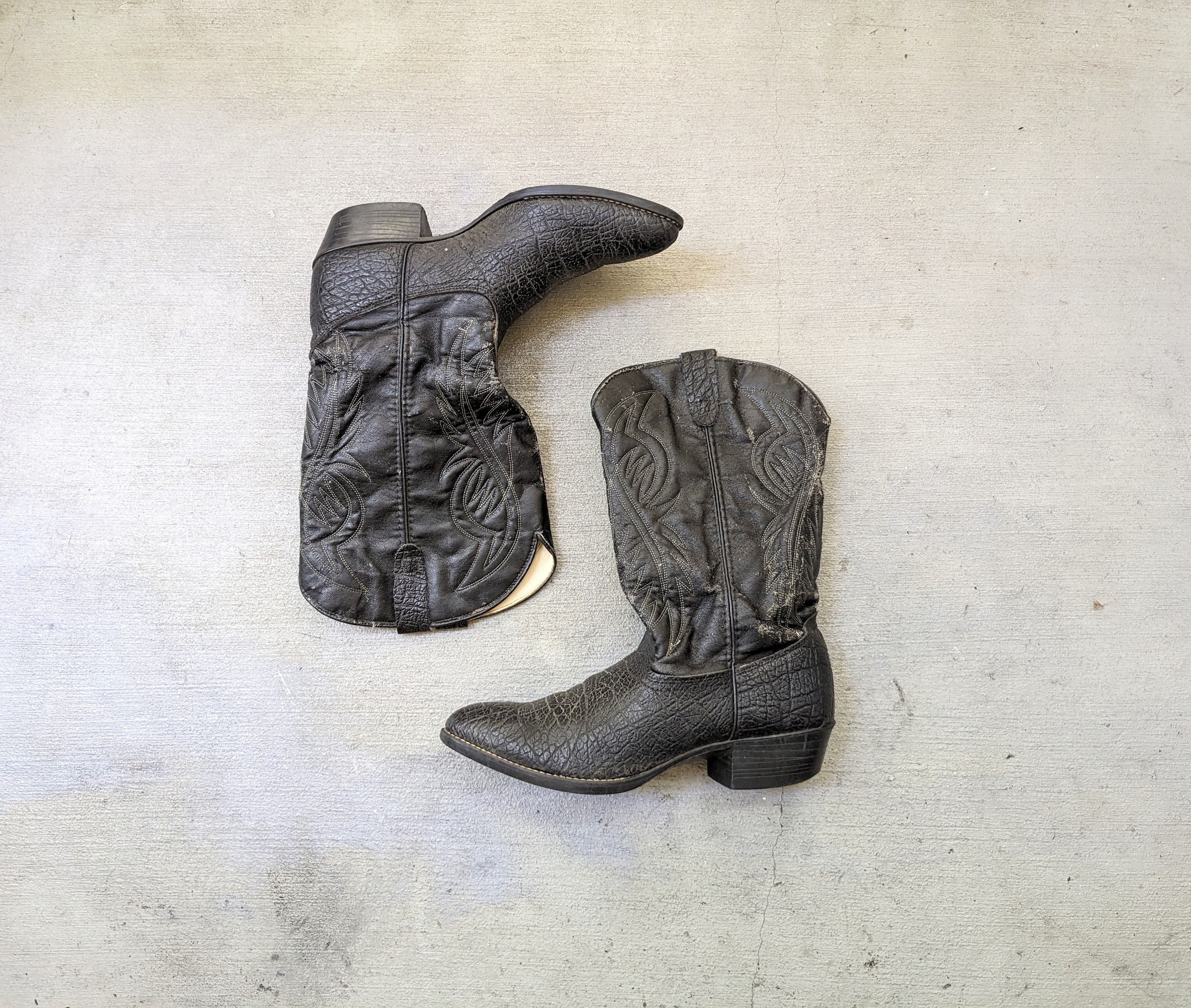Vintage Vintage Bronco Cowboy Boots 12 Wide Black Faux Leather Vegan Size US 12 / EU 45 - 1 Thumbnail
