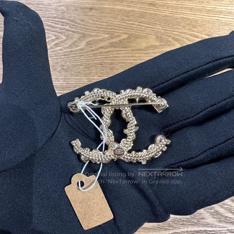 Chanel Chanel Lion-like pearl brooch Size ONE SIZE - 2 Thumbnail