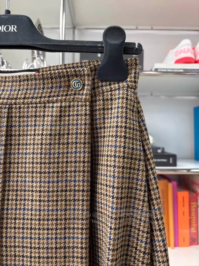 Gucci Gucci Half-circular brown checkered tweed skirt Size 25" / US 0 / IT 36 - 2 Thumbnail