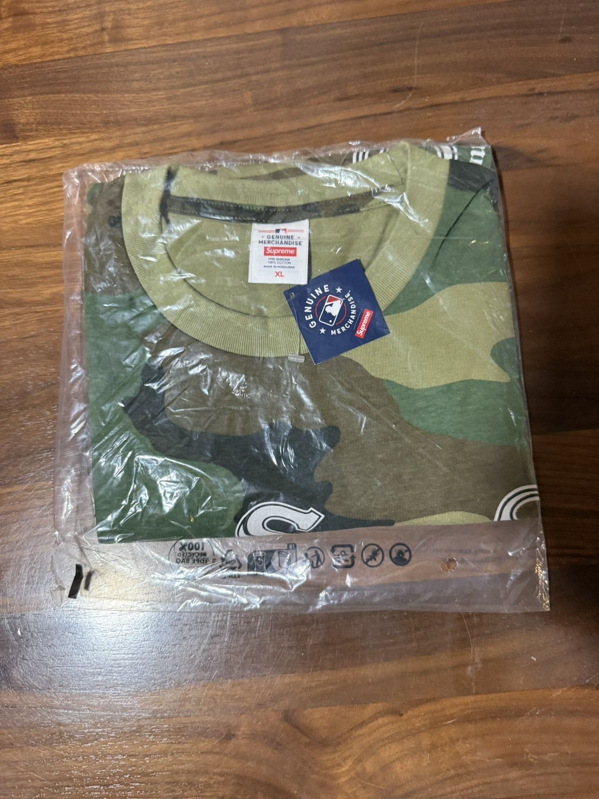 Supreme SUPREME/MLB Teams Tee Chicago White Sox Woodland Camo Sz XL Size US XL / EU 56 / 4 - 3 Thumbnail