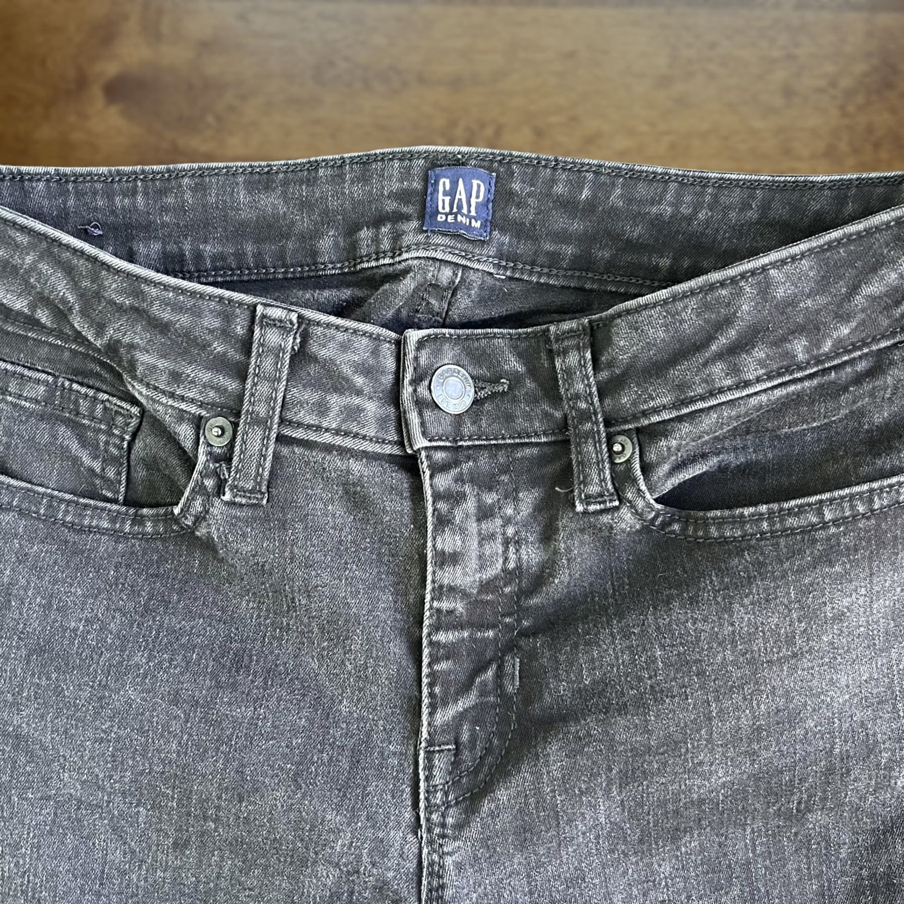 Gap Gap Jeans Womens 28 Long Tall Charcoal Wash Extra Slim Stretch Jegging Denim 5-Pocket Distressed Pockets Zipper Button Clothing Mens Womens Girls Boys Size 28" / US 6 / IT 42 - 1 Thumbnail