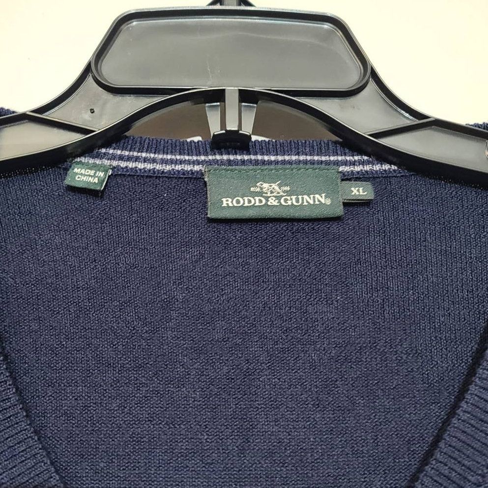 Rodd & Gunn Rodd & Gunn V Neck Merino Wool Long Sleeve Sweater XL Size US XL / EU 56 / 4 - 3 Thumbnail
