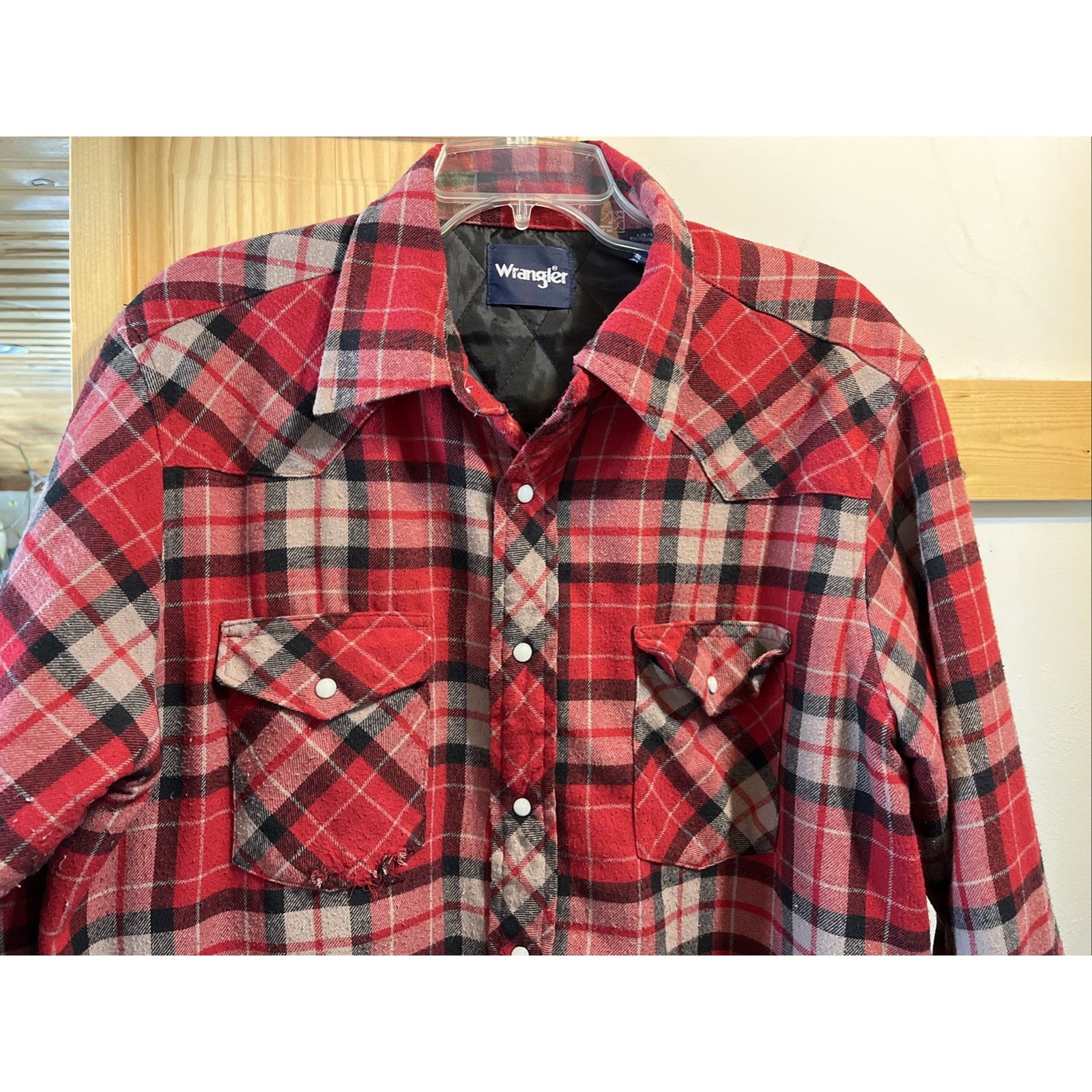 Wrangler Wrangler Men’s Large Red Pearl Snap Flannel Shirt Red Plaid Size US L / EU 52-54 / 3 - 5 Thumbnail