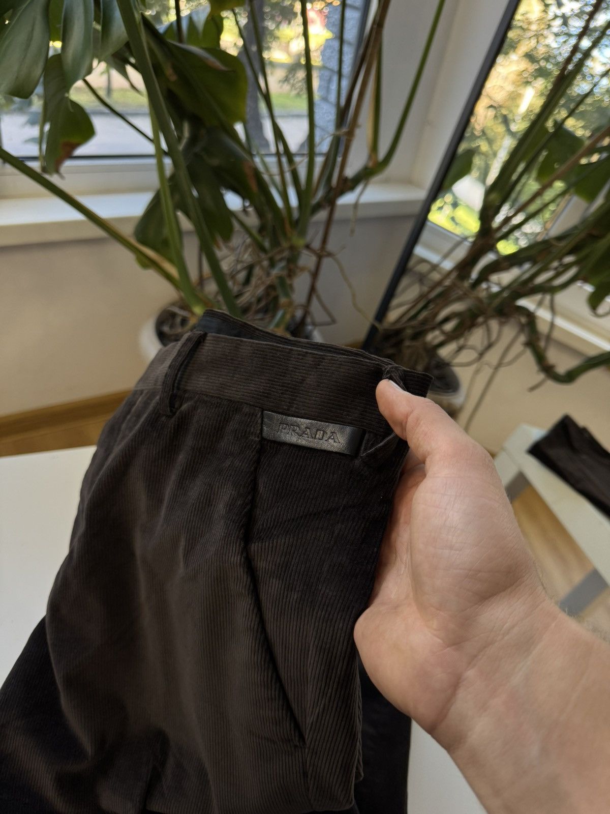 Prada Prada corduroy pants size 48 (M) Size US 32 / EU 48 - 16 Thumbnail