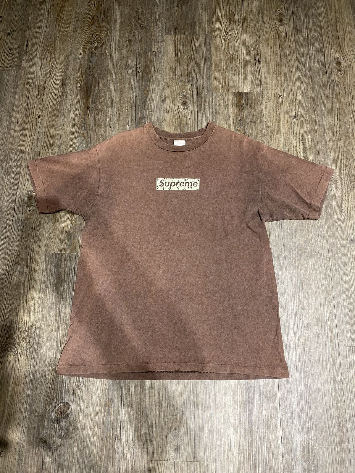 Supreme Supreme Lv box logo shirt 2000 original rip Size US L / EU 52-54 / 3 - 5 Thumbnail